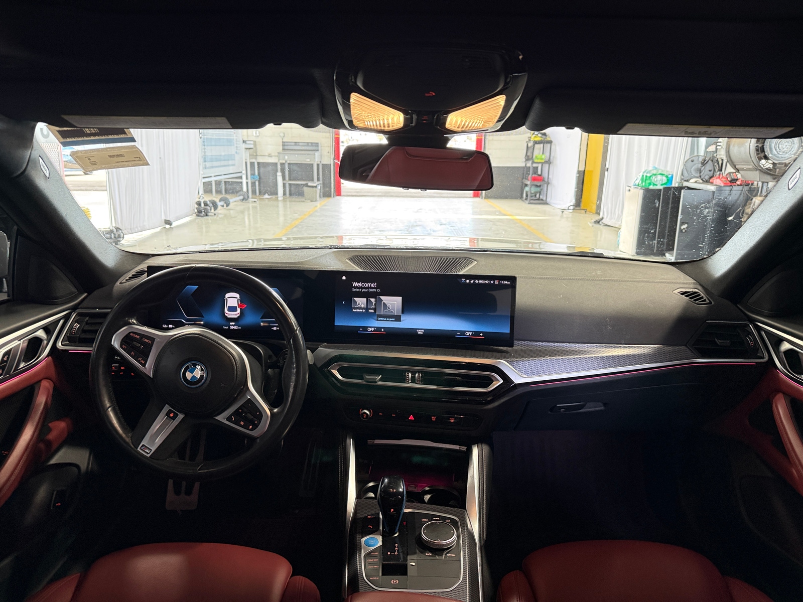 Thumbnail: 2022 BMW i4 - 2