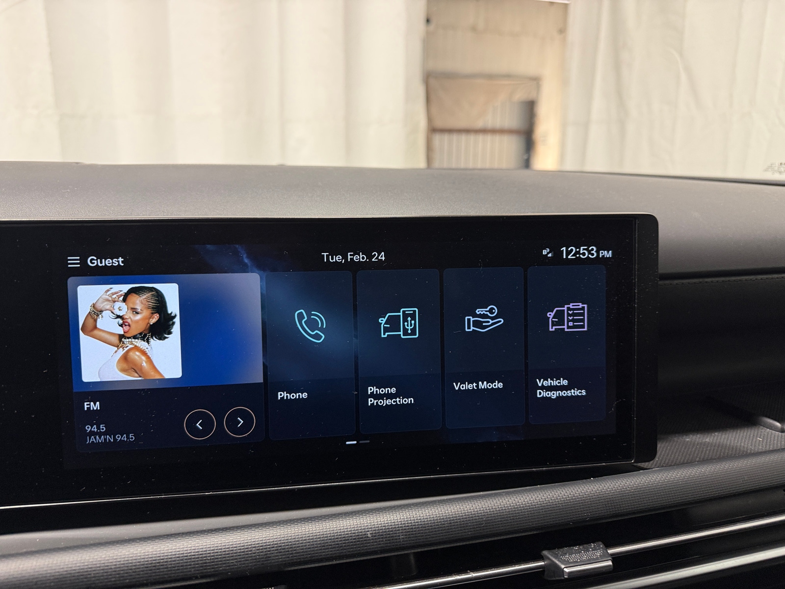 Thumbnail: 2025 Hyundai Tucson - 4