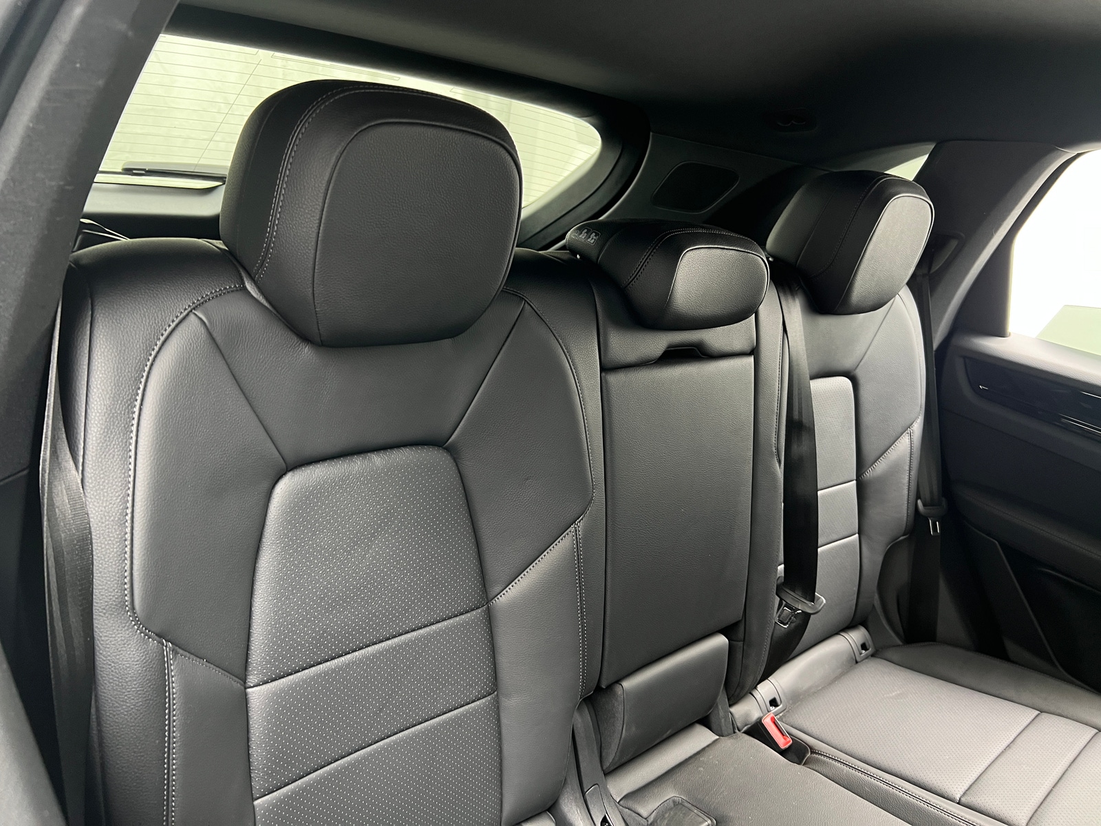 Thumbnail: 2022 Porsche Cayenne - 5