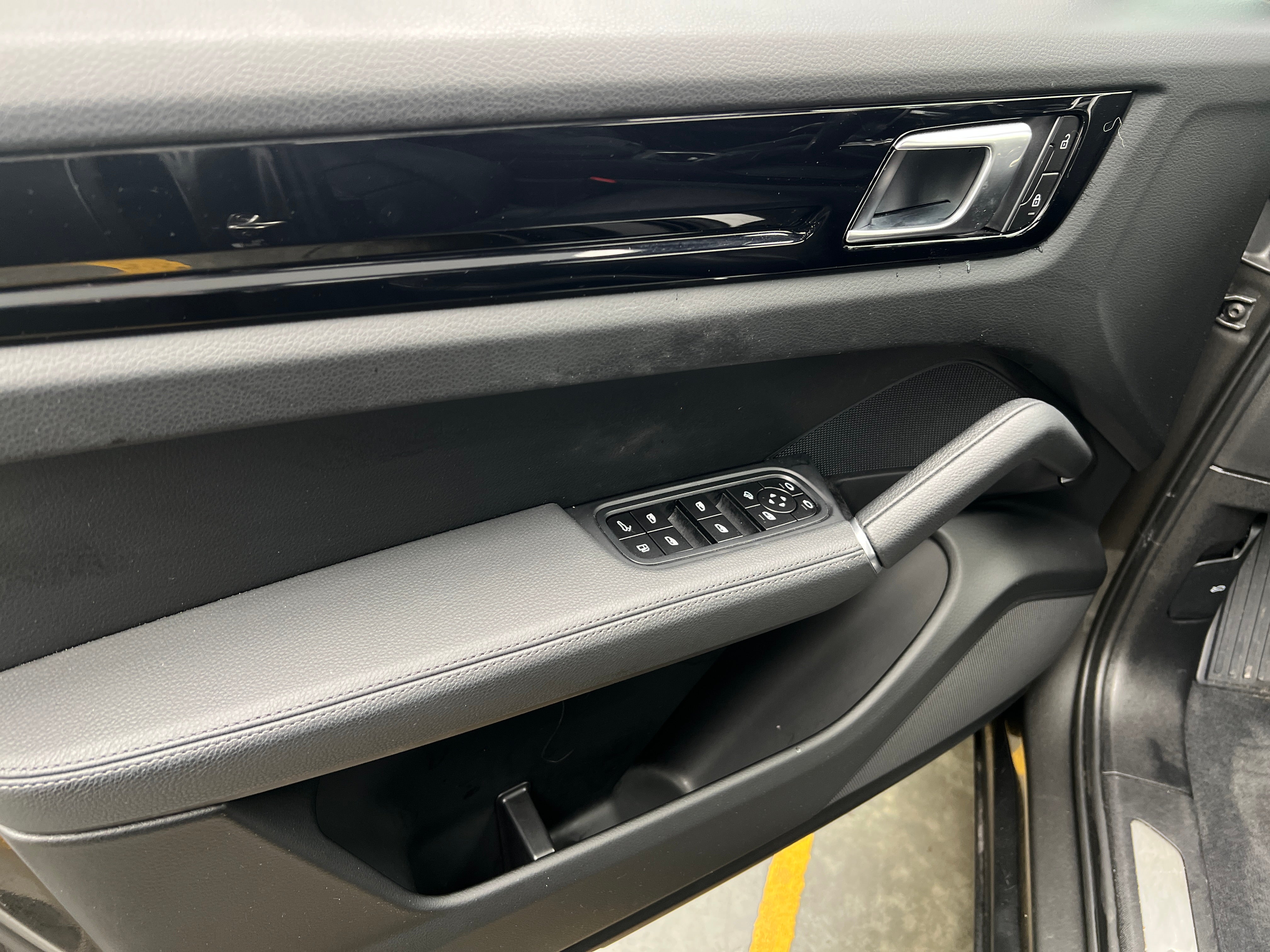 2022 Porsche Cayenne