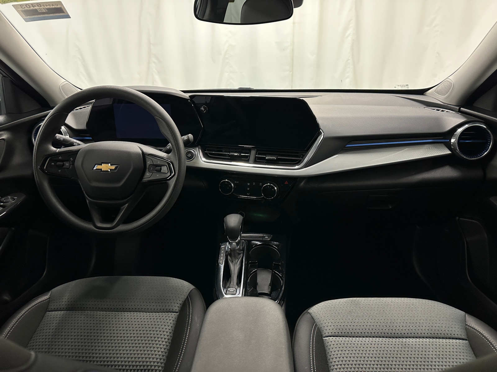 Thumbnail: 2025 Chevrolet Trax - 3