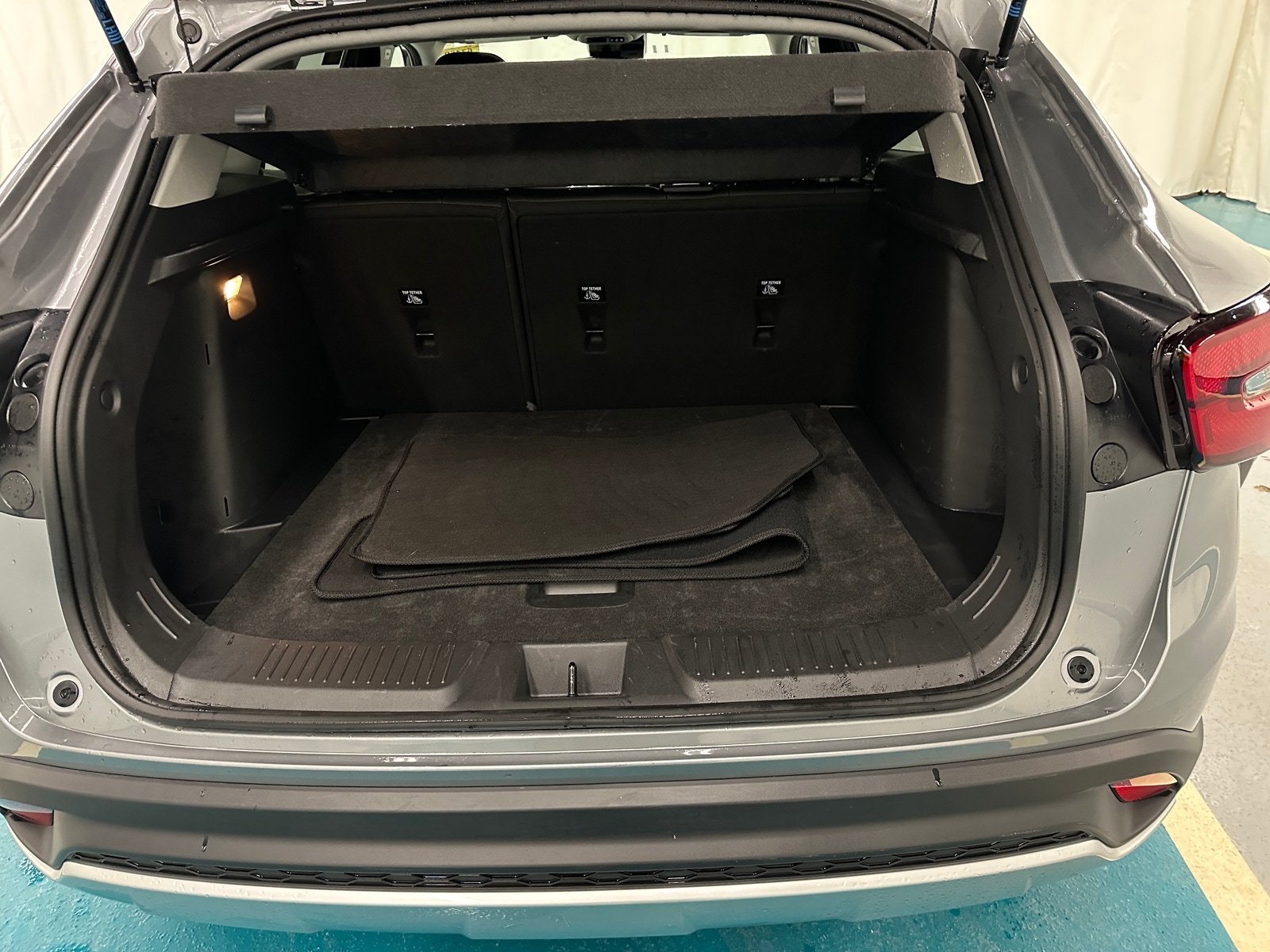 Thumbnail: 2025 Chevrolet Trax - 7