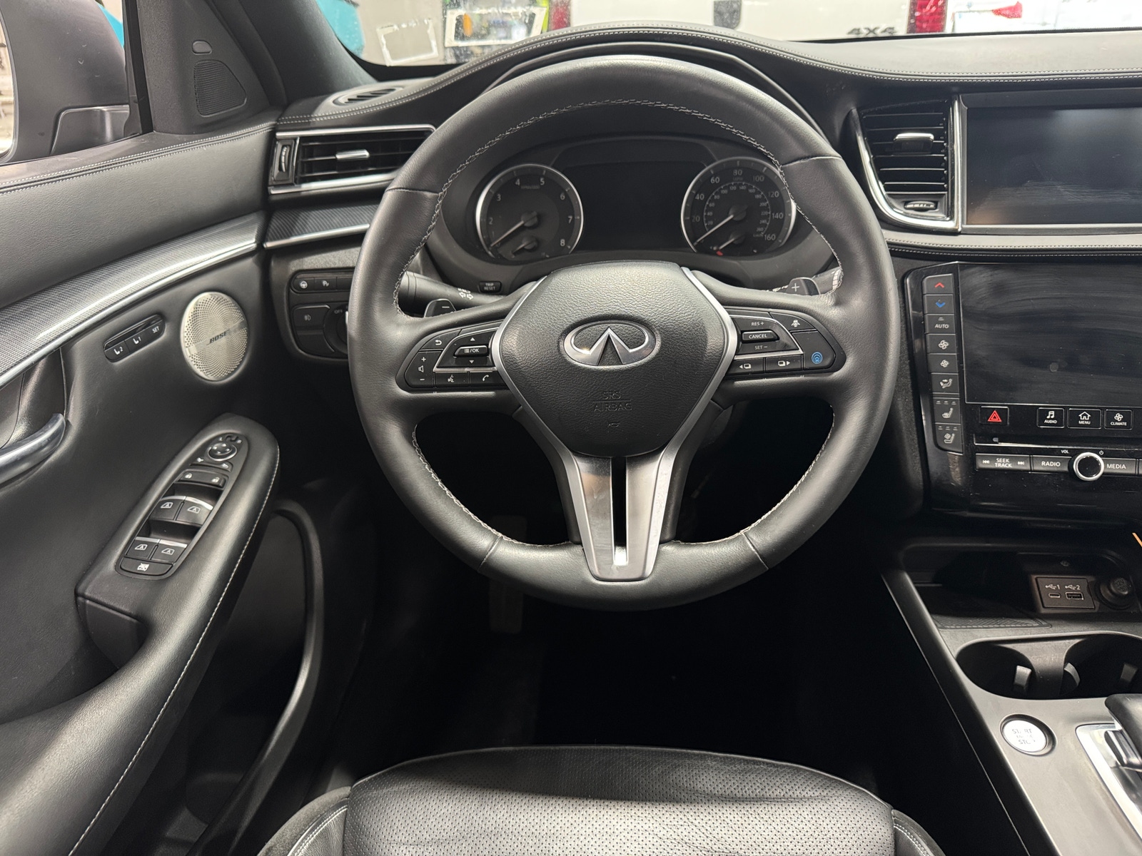 Thumbnail: 2023 INFINITI QX50 - 4