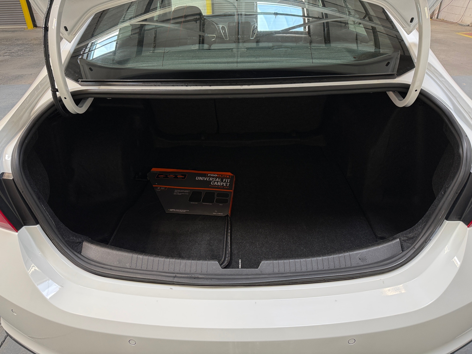 Thumbnail: 2024 Chevrolet Malibu - 7