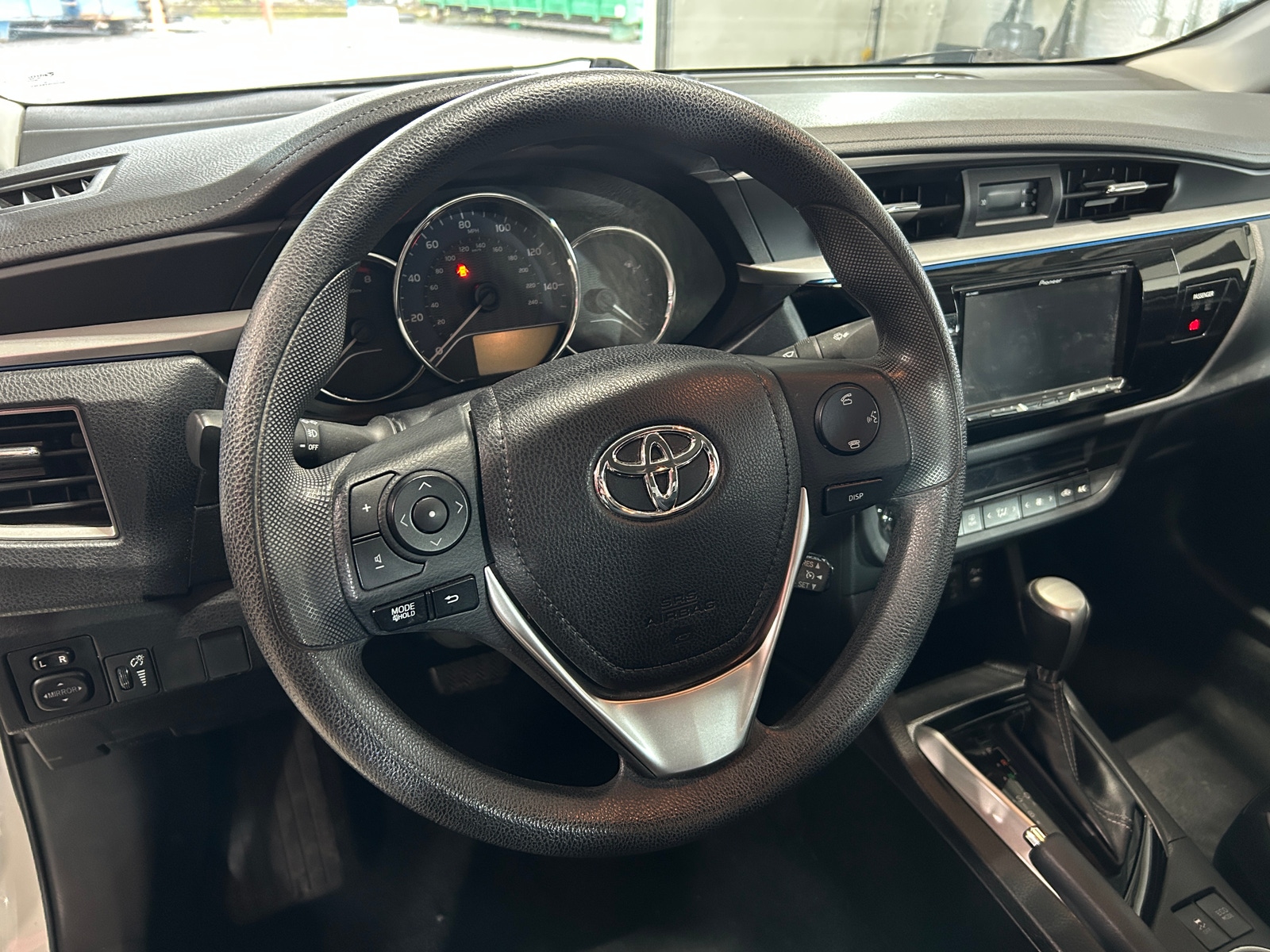 Thumbnail: 2014 Toyota Corolla - 4