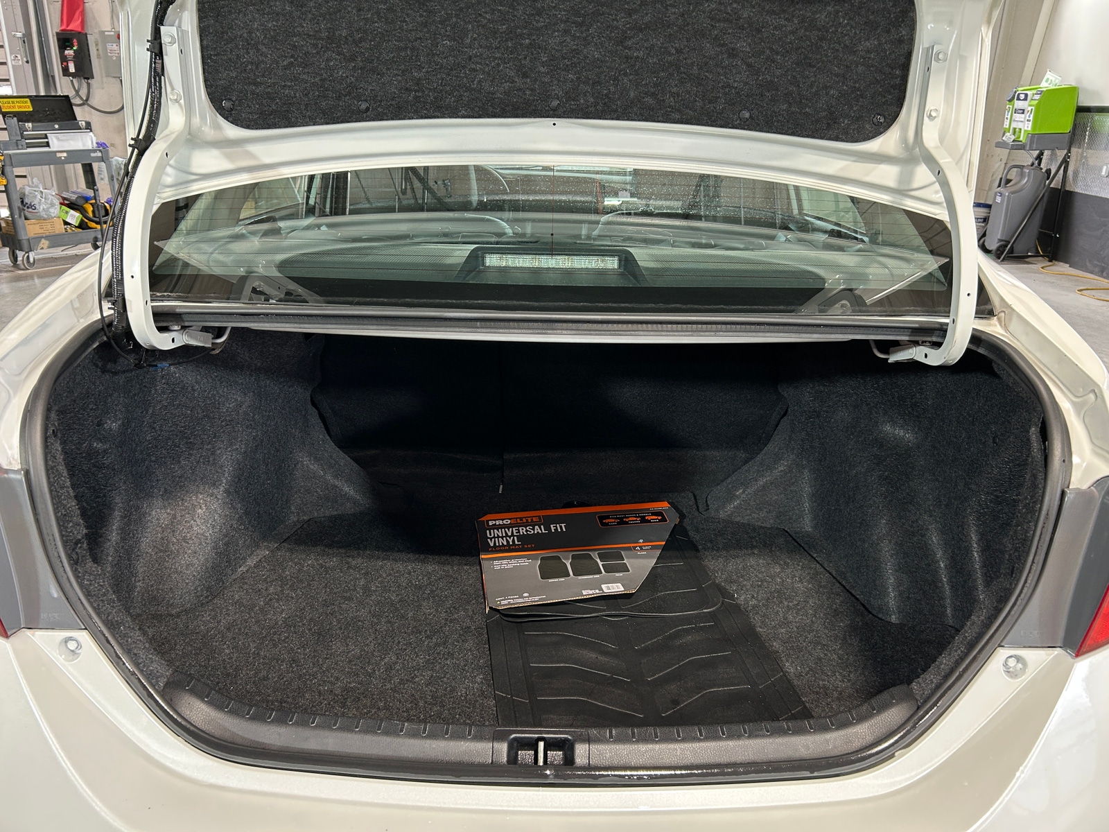 Thumbnail: 2014 Toyota Corolla - 6