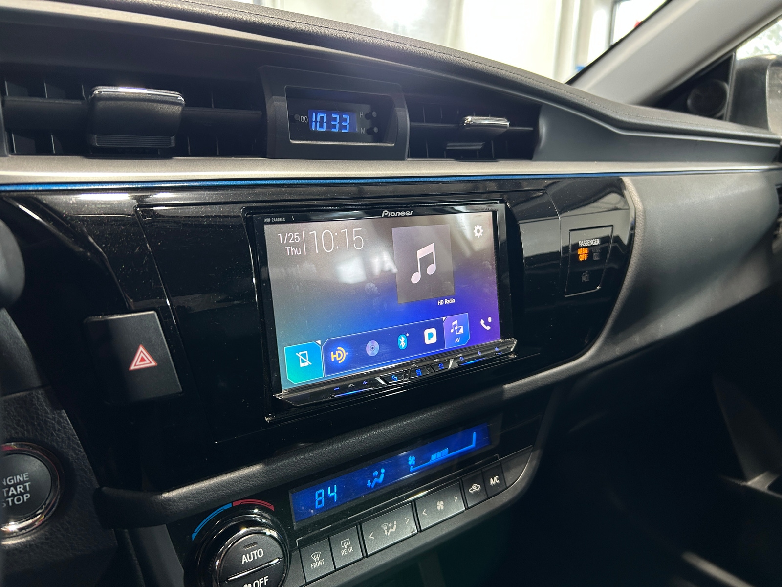 Thumbnail: 2014 Toyota Corolla - 3