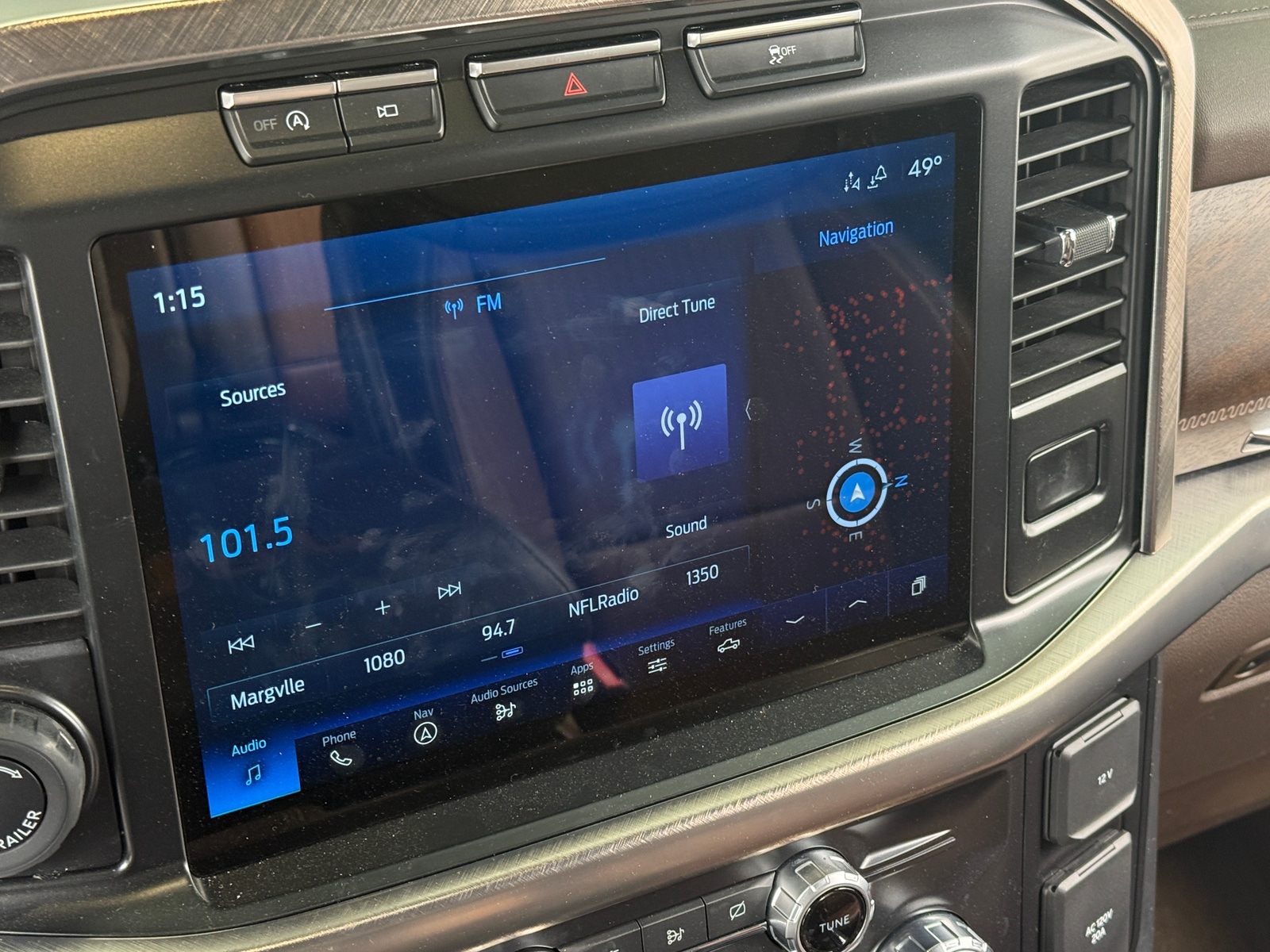 Thumbnail: 2021 Ford Econoline - 3