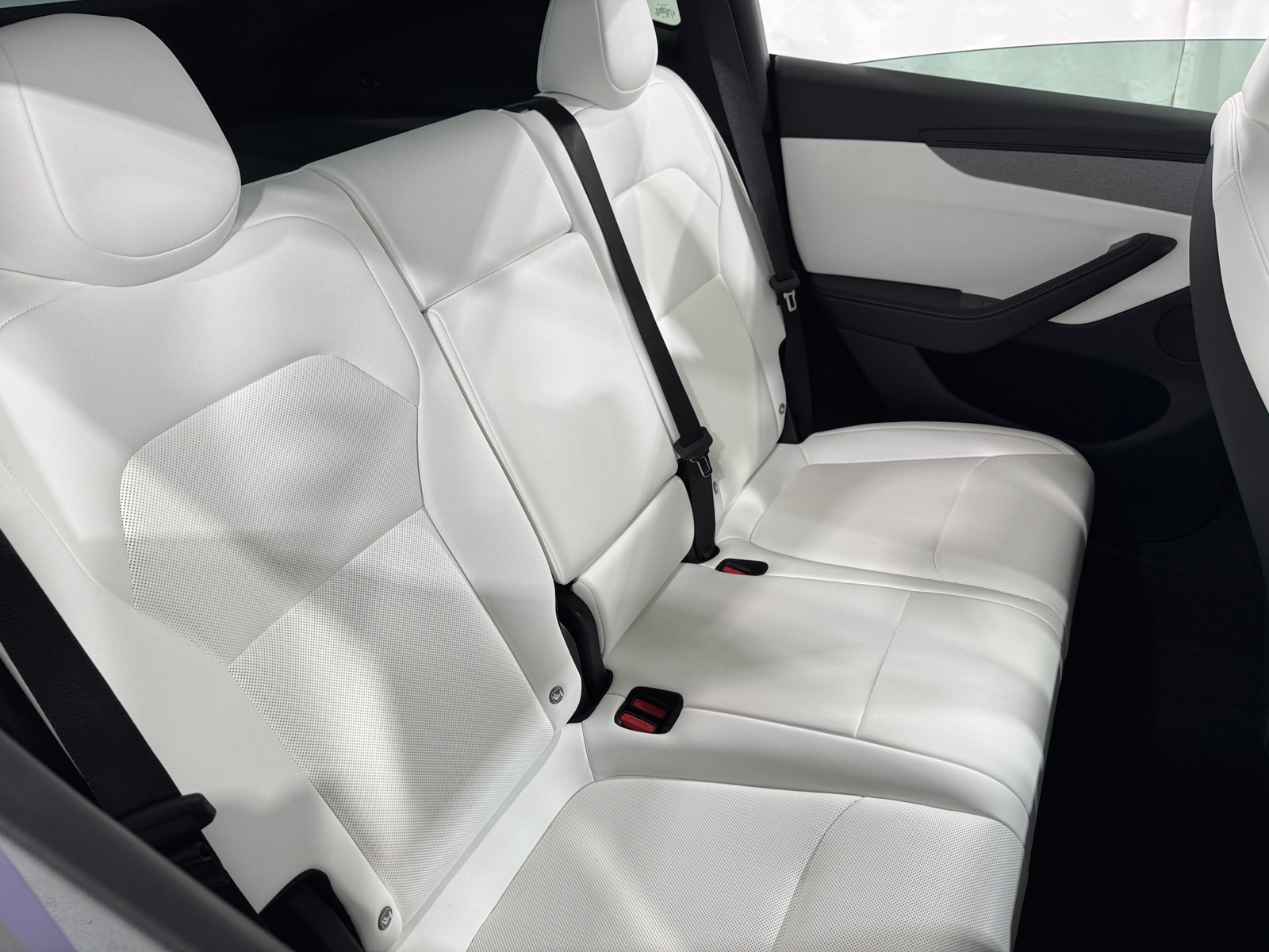 Thumbnail: 2026 Tesla Model Y - 3