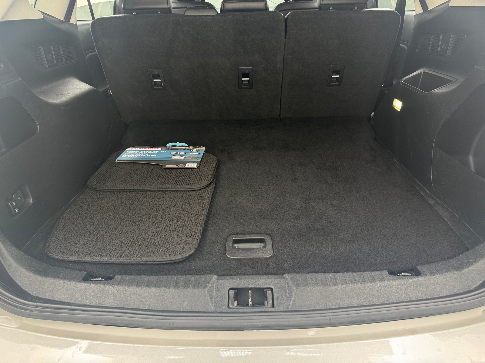 Thumbnail: 2017 Ford Edge - 6