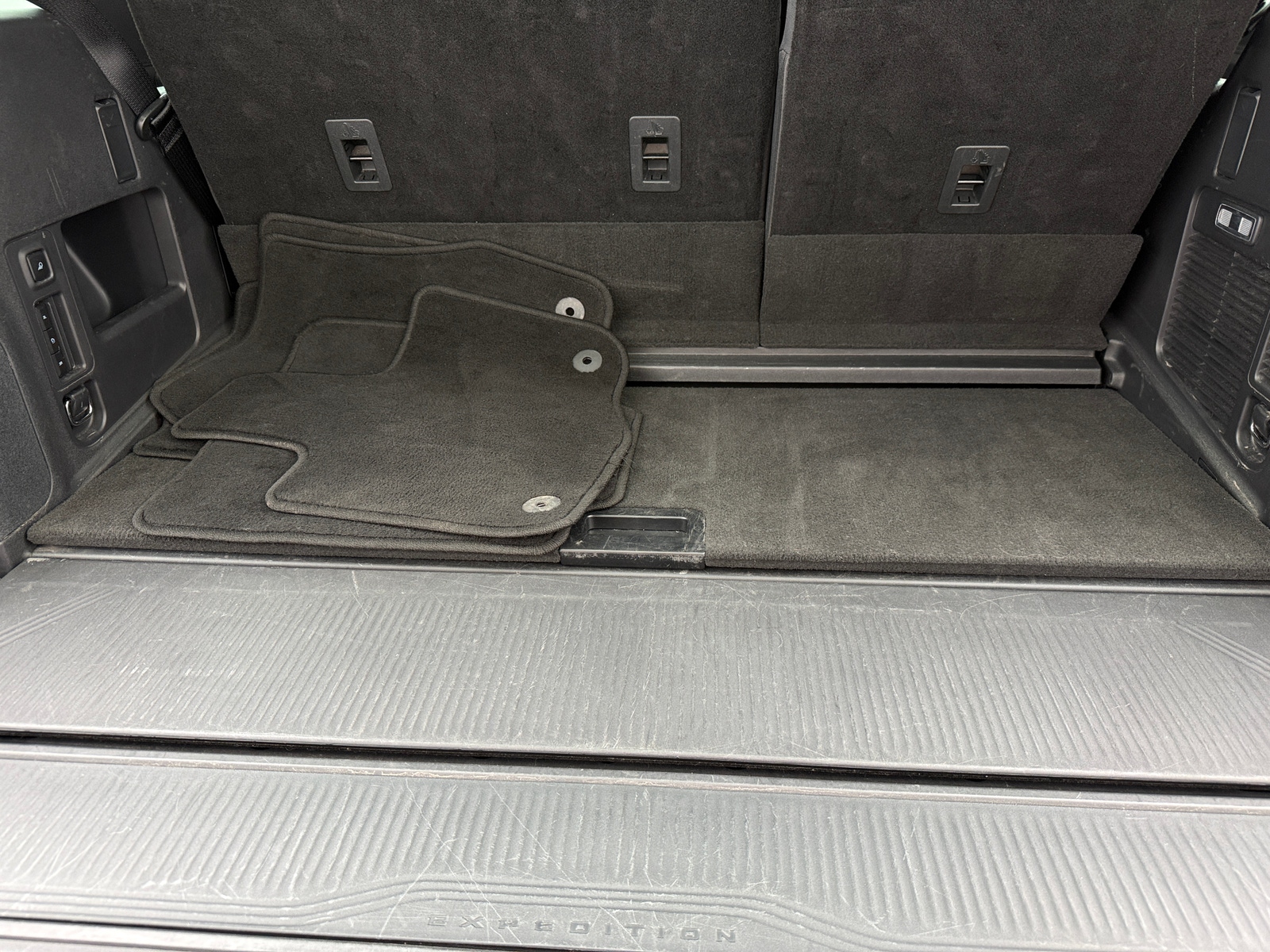 Thumbnail: 2025 Ford Expedition - 7