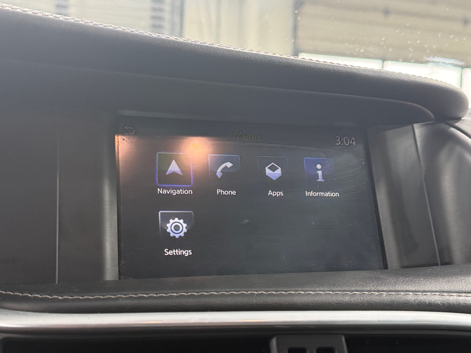 Thumbnail: 2017 INFINITI QX30 - 3