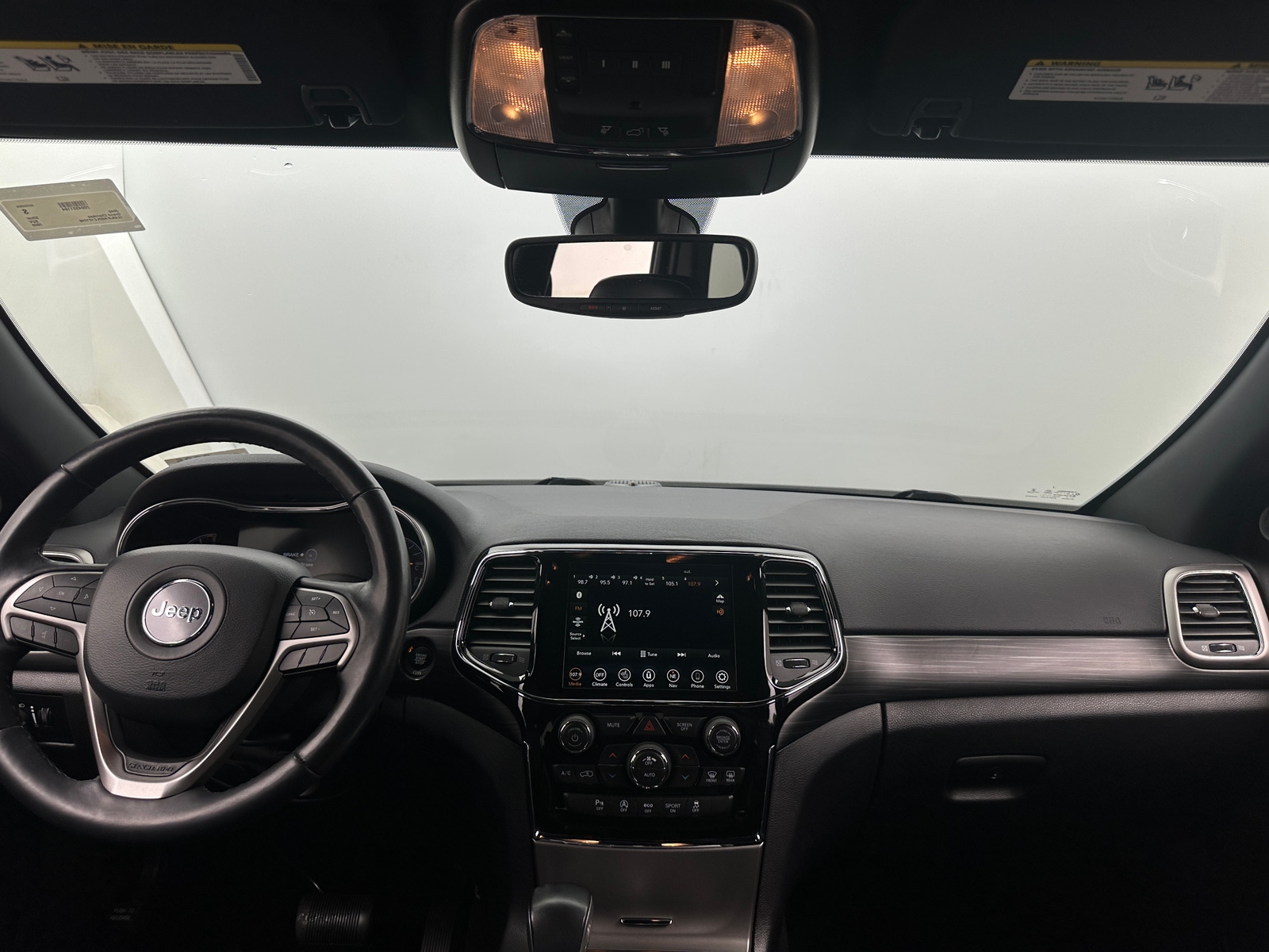 Thumbnail: 2020 Jeep Grand Cherokee - 3