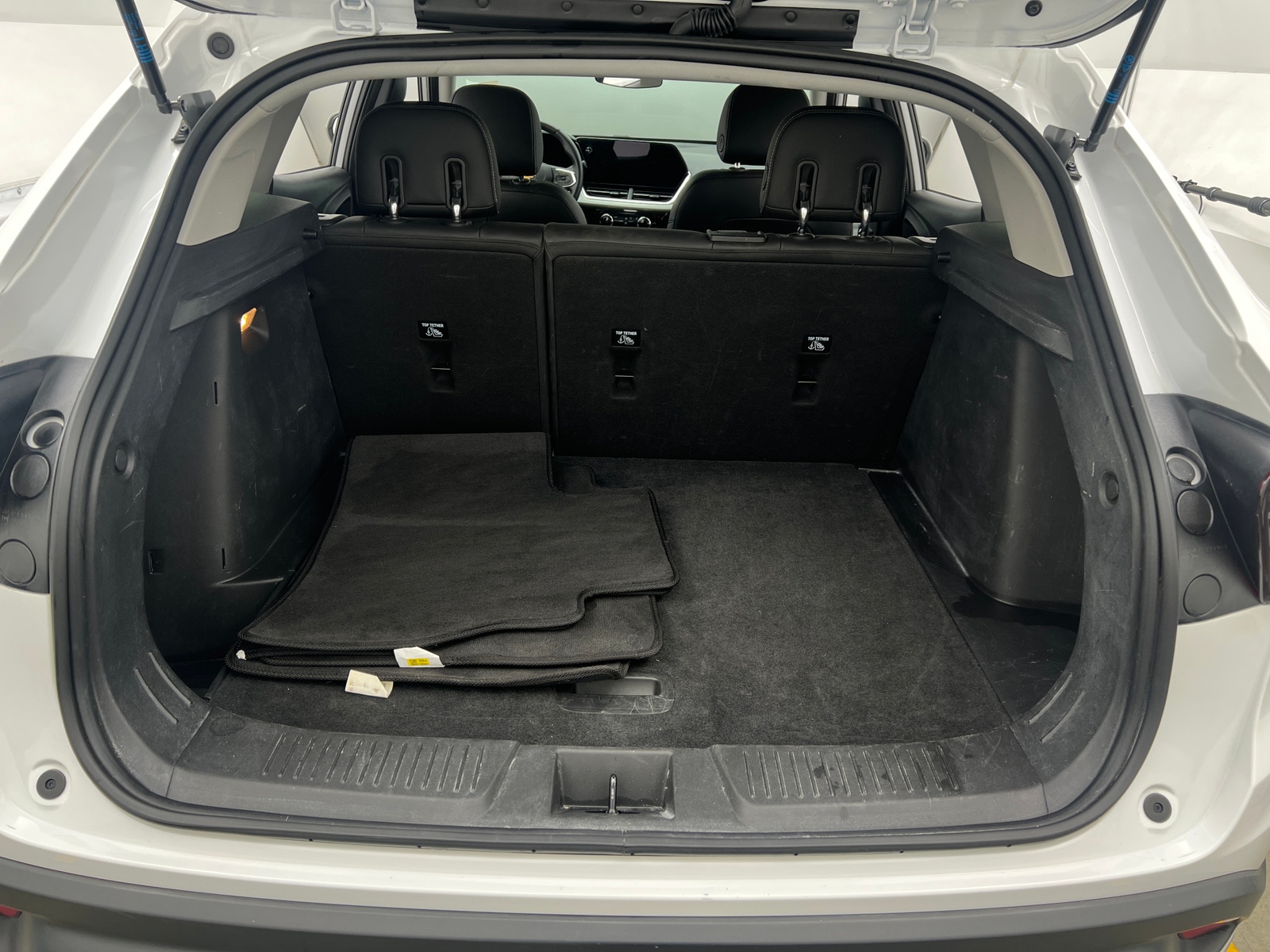 Thumbnail: 2025 Chevrolet Trax - 7