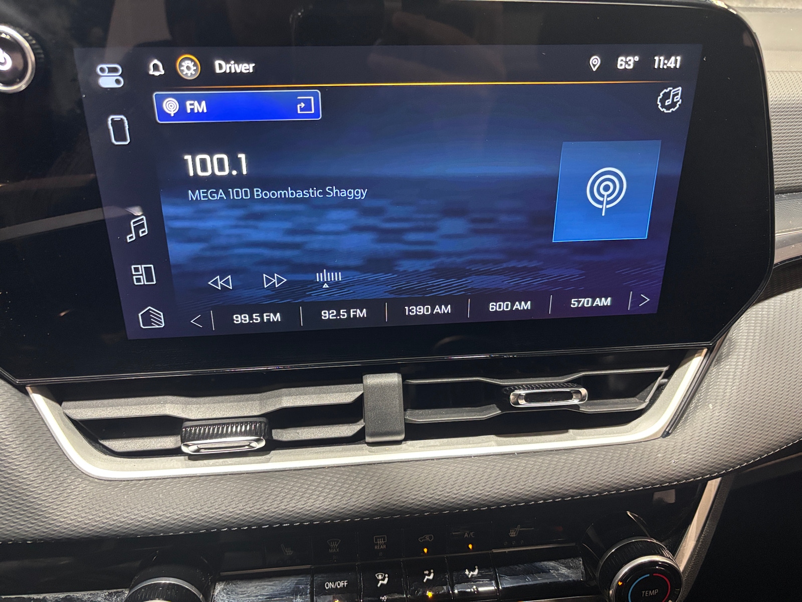 Thumbnail: 2025 Chevrolet Equinox - 4