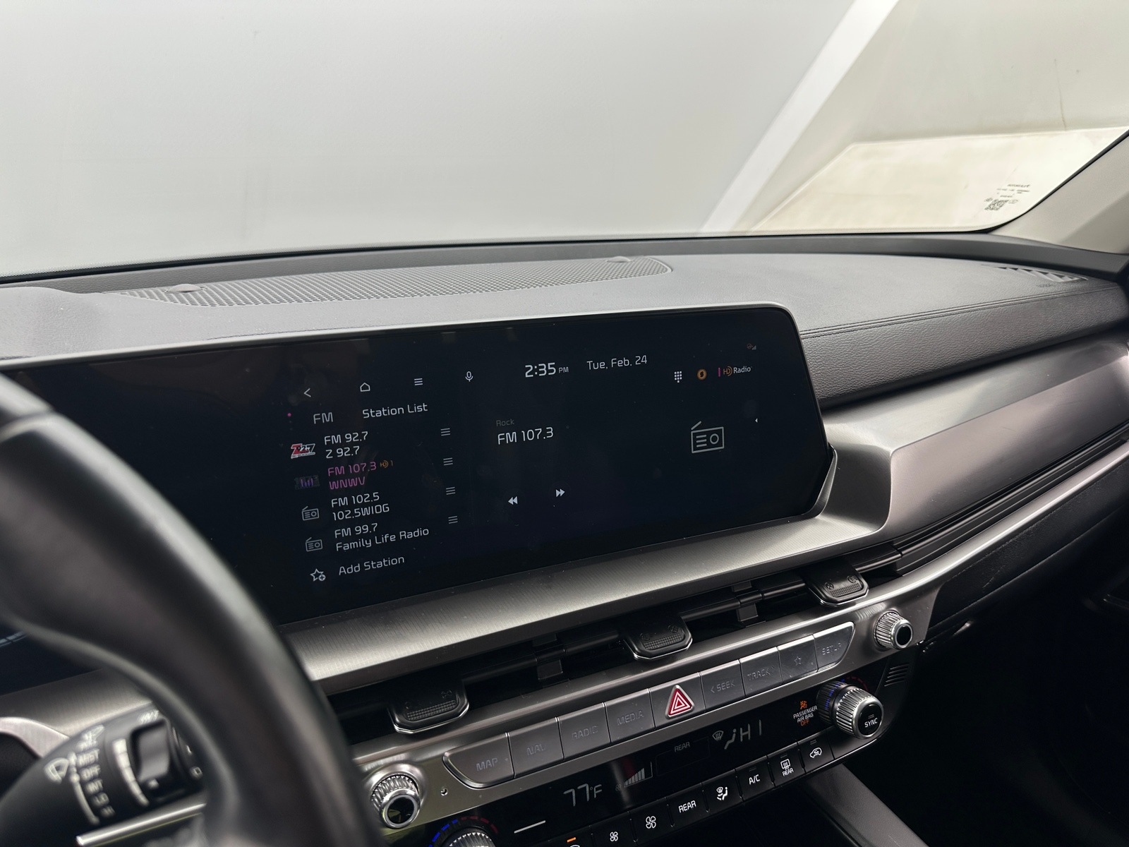 Thumbnail: 2023 Kia Telluride - 3