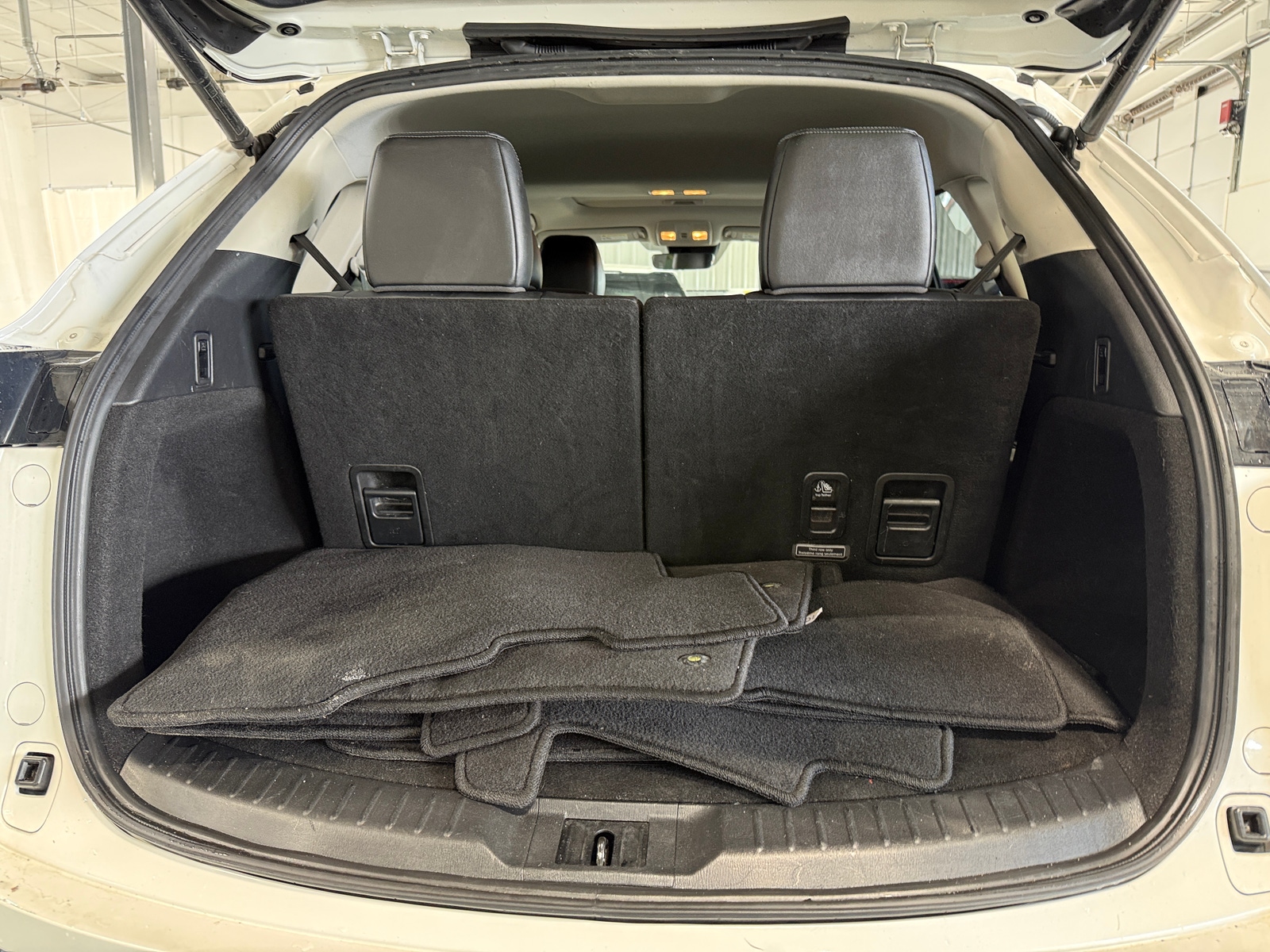 Thumbnail: 2023 Mazda CX-9 - 6