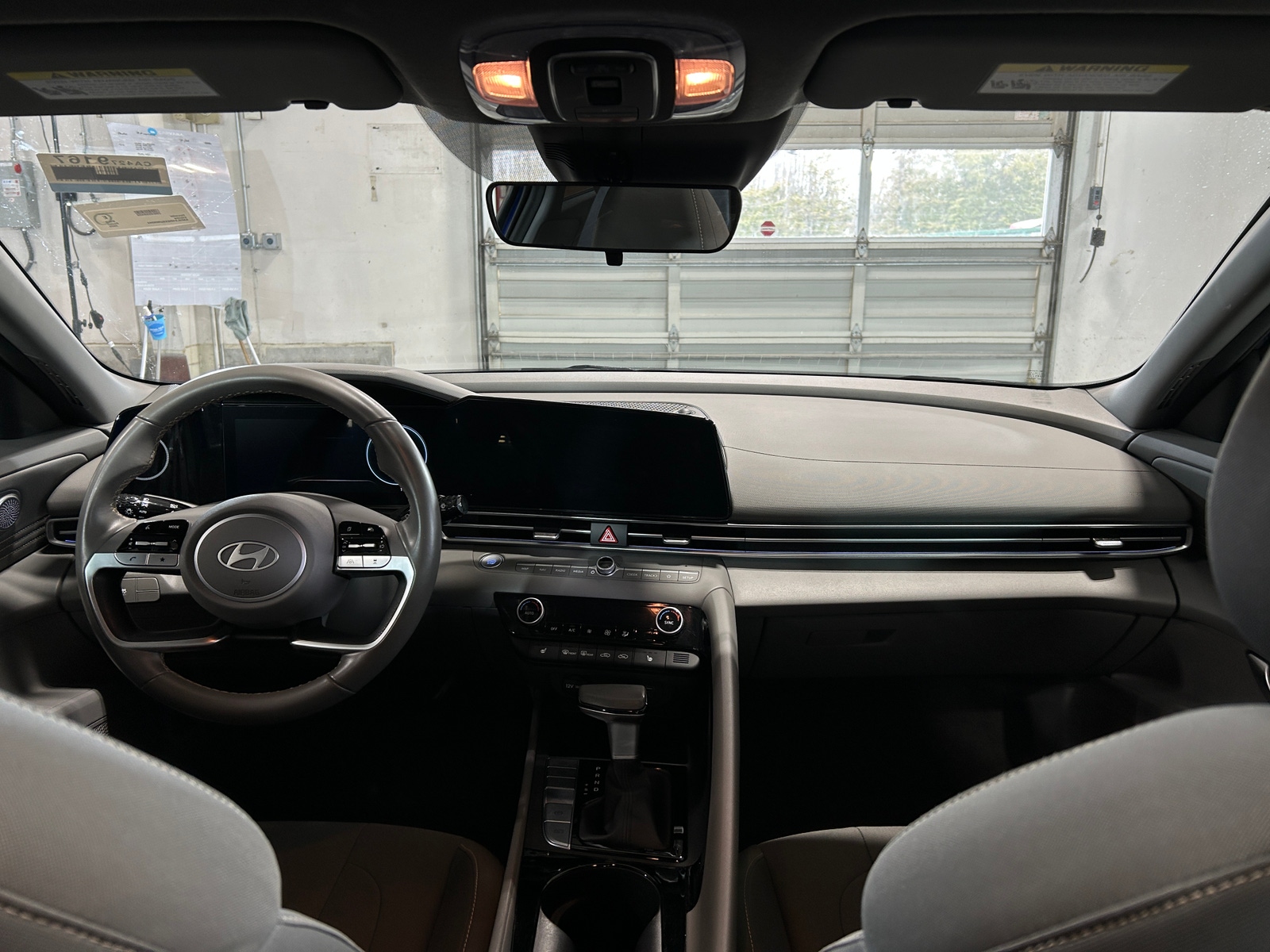 Thumbnail: 2025 Hyundai Elantra - 3