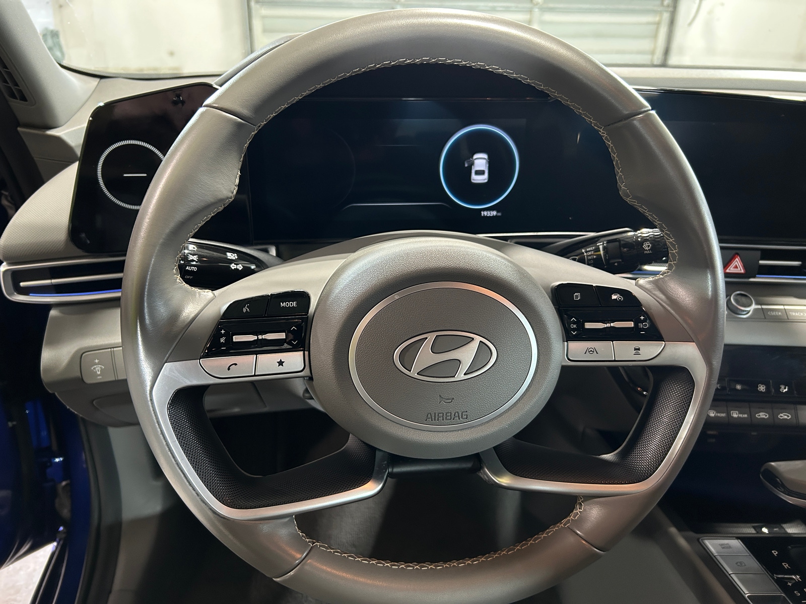 Thumbnail: 2025 Hyundai Elantra - 5