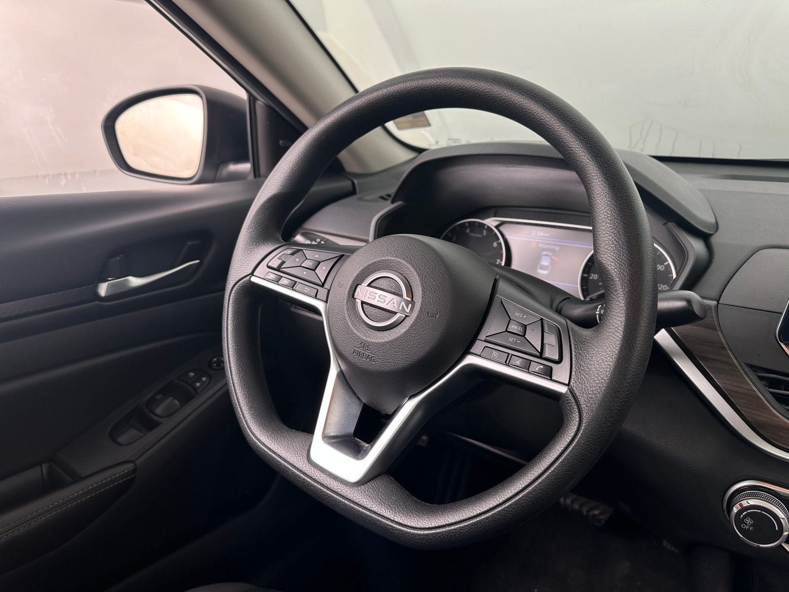 Thumbnail: 2024 Nissan Altima - 5