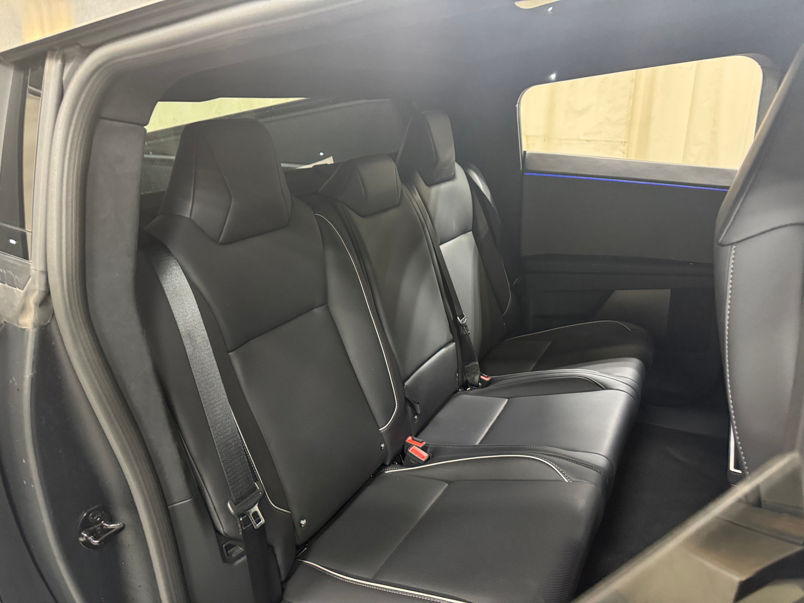 Thumbnail: 2025 Tesla Cybertruck - 5