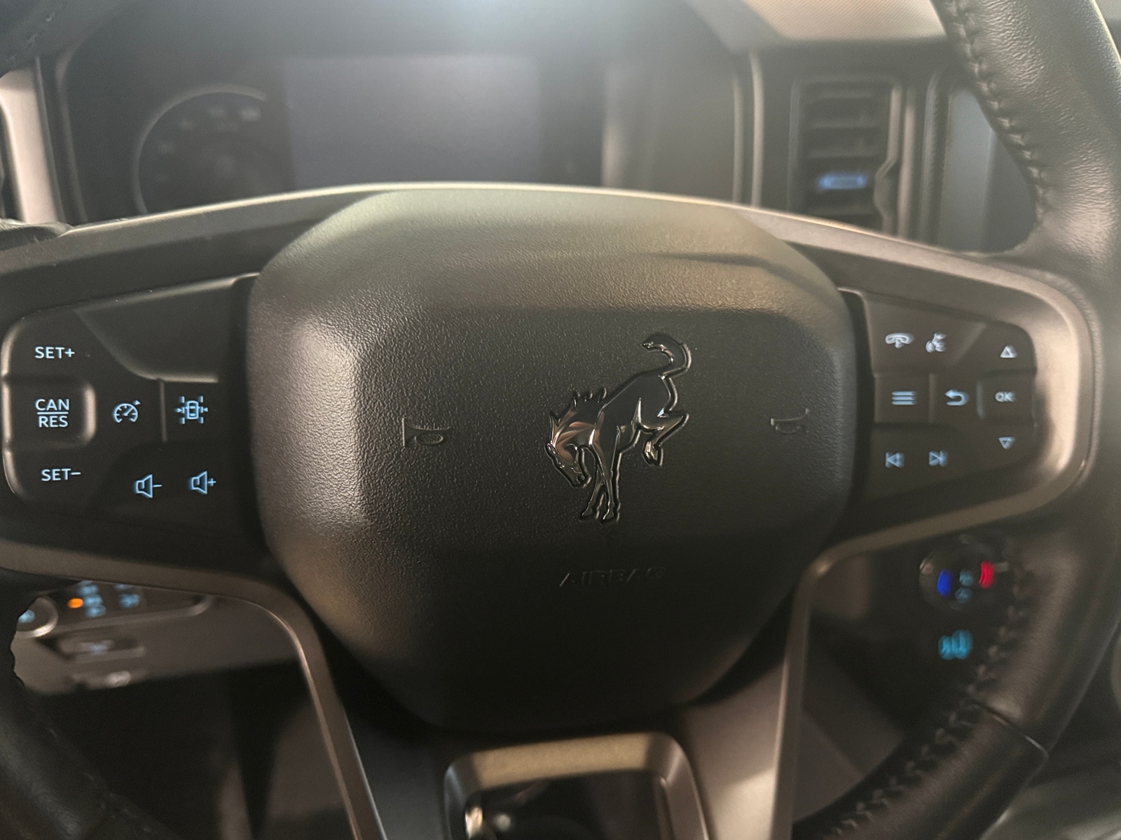 Thumbnail: 2022 Ford Bronco - 4