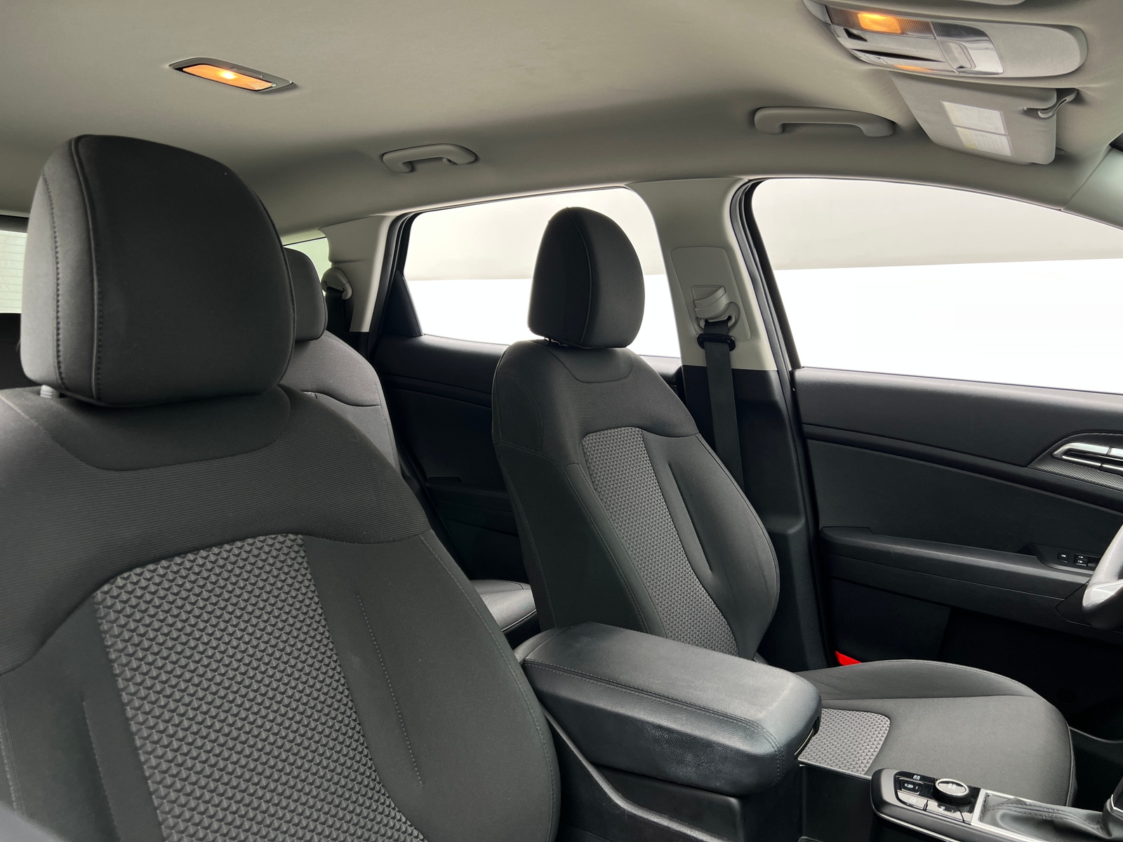 Thumbnail: 2025 Kia Sportage - 2