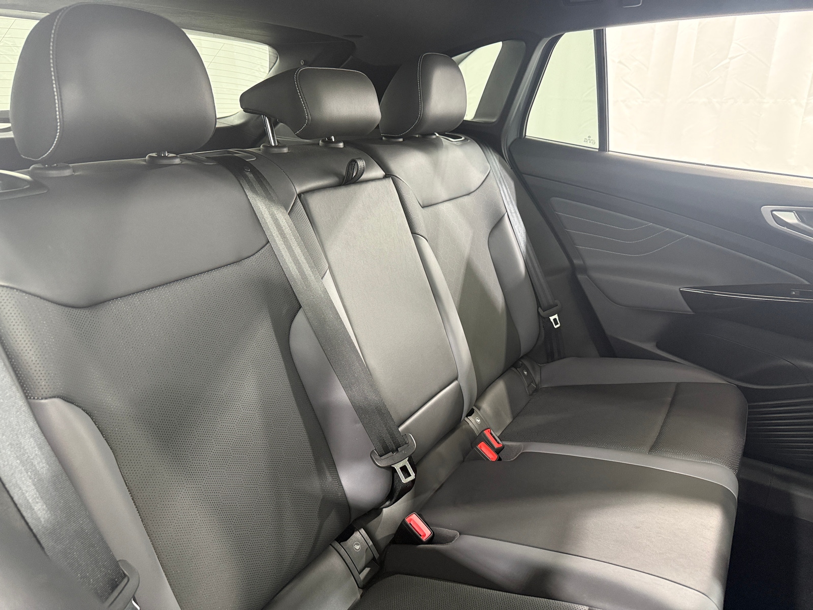 Thumbnail: 2025 Volkswagen ID.4 - 5