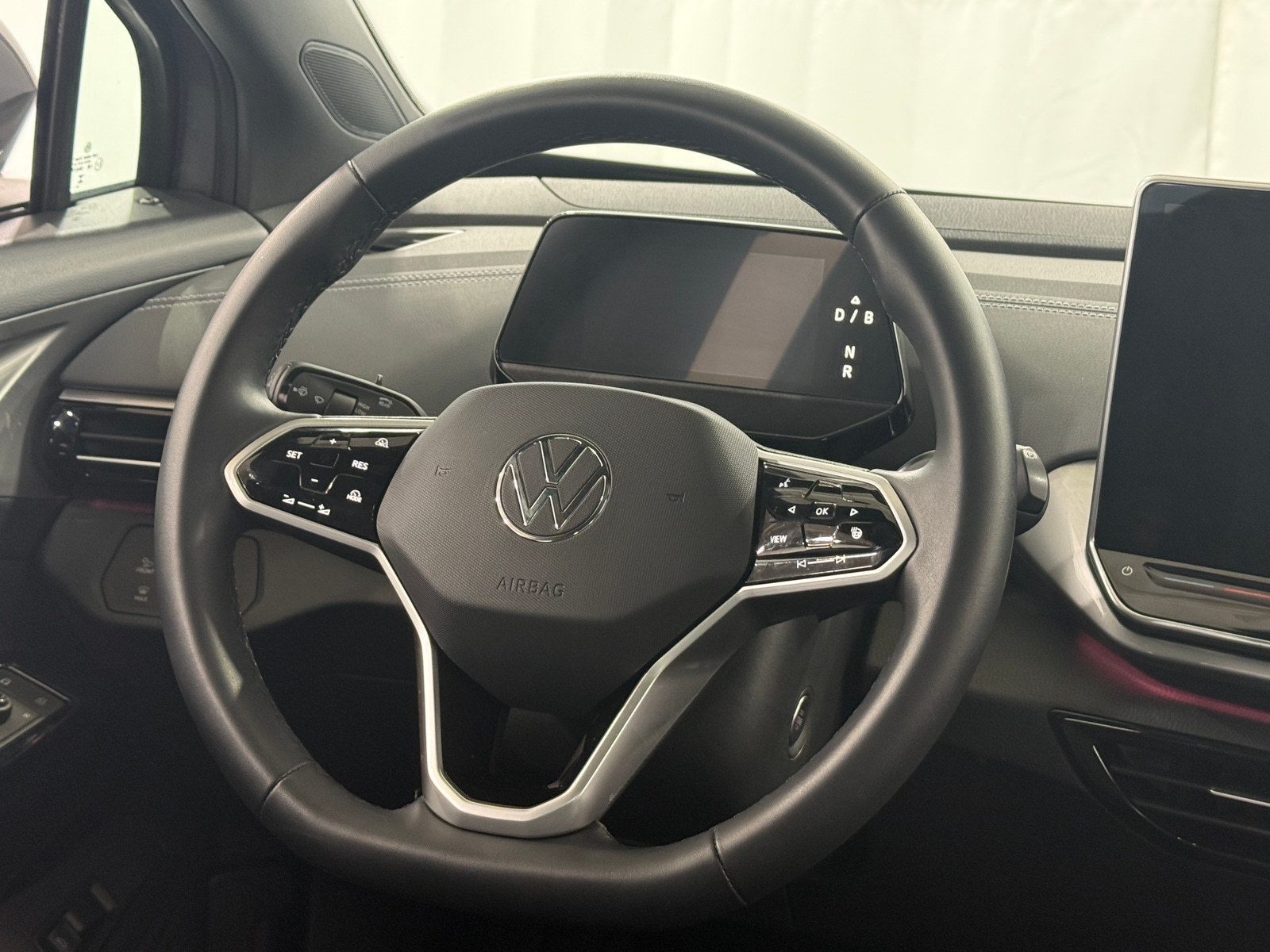 Thumbnail: 2025 Volkswagen ID.4 - 4