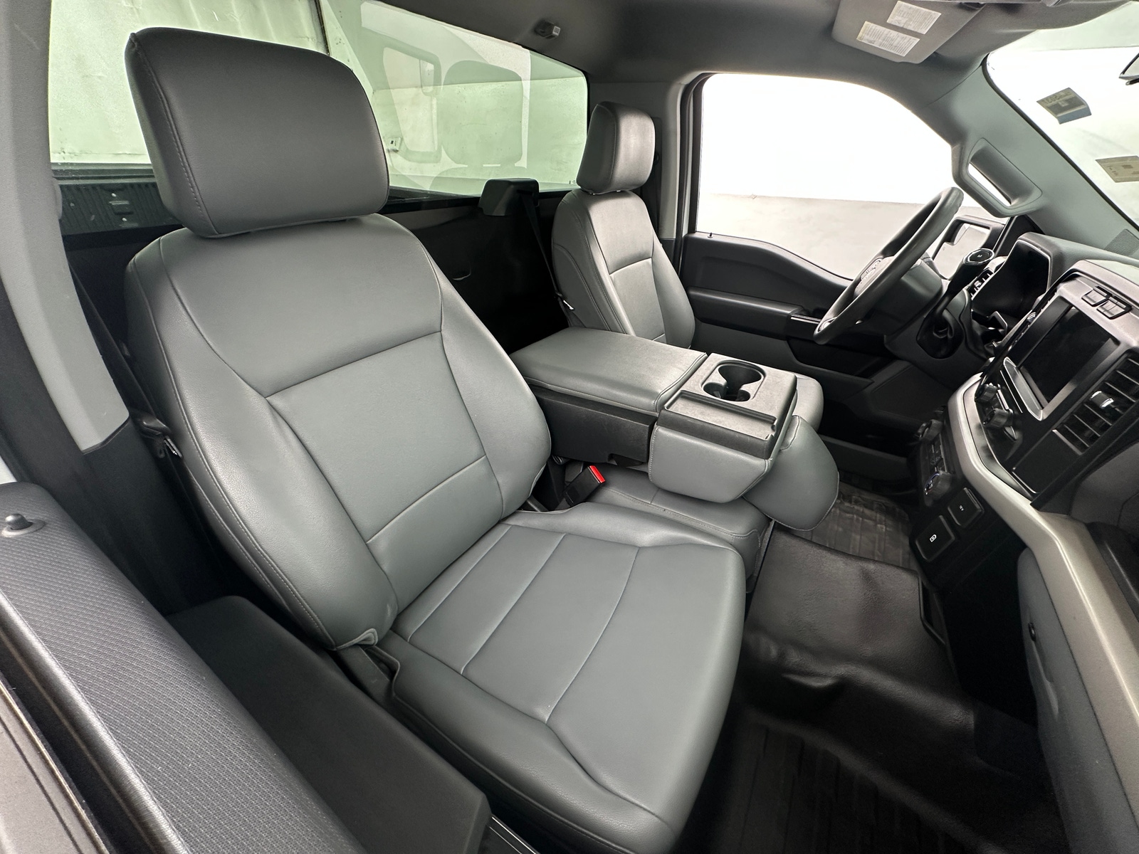 Thumbnail: 2022 Ford Econoline - 2