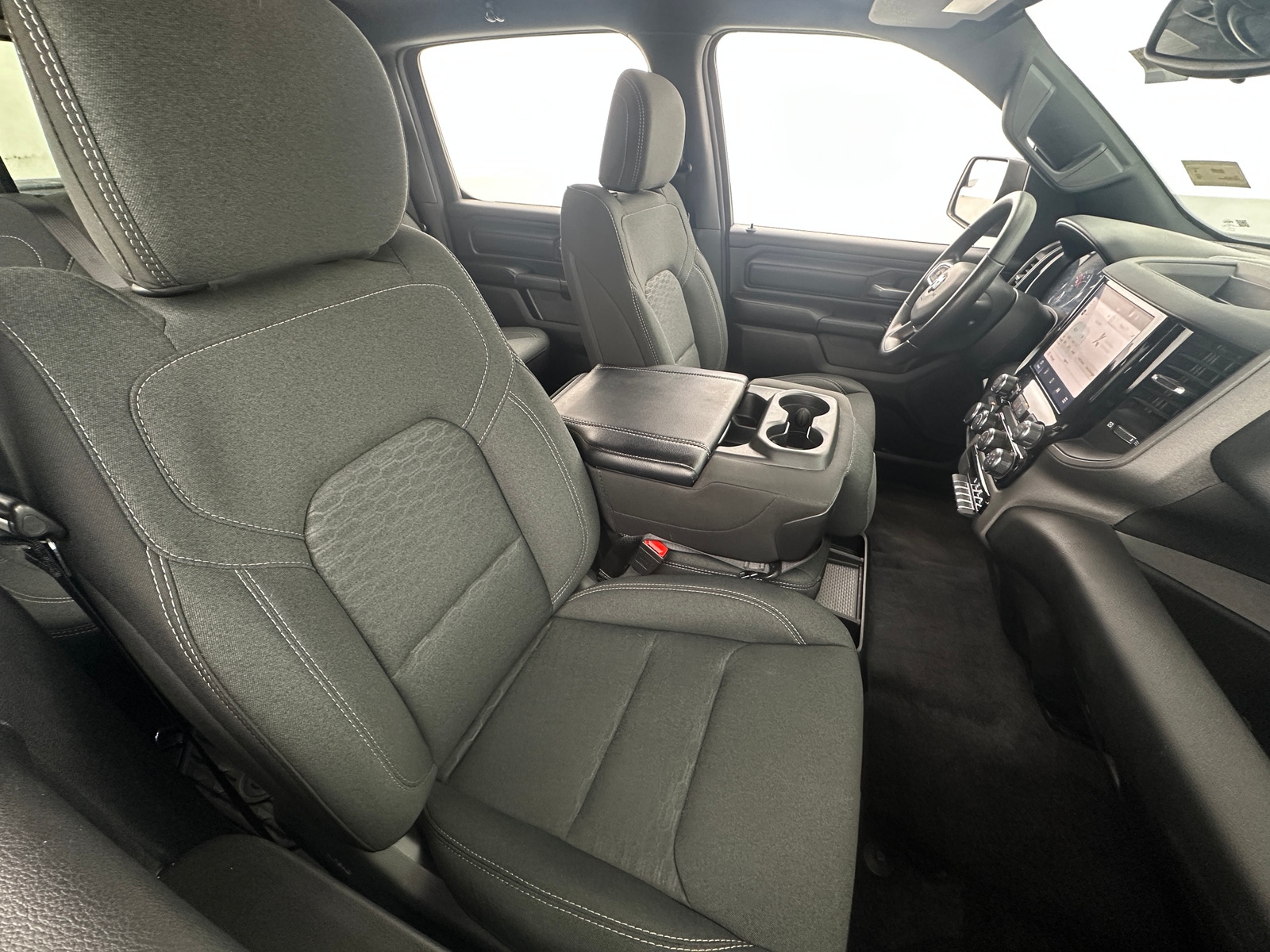 Thumbnail: 2025 RAM 1500 - 2