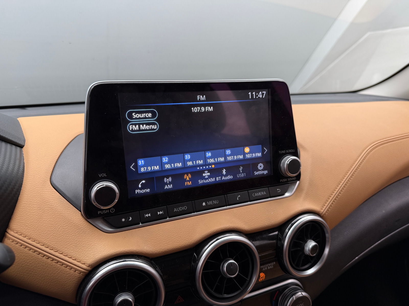 Thumbnail: 2023 Nissan Sentra - 4