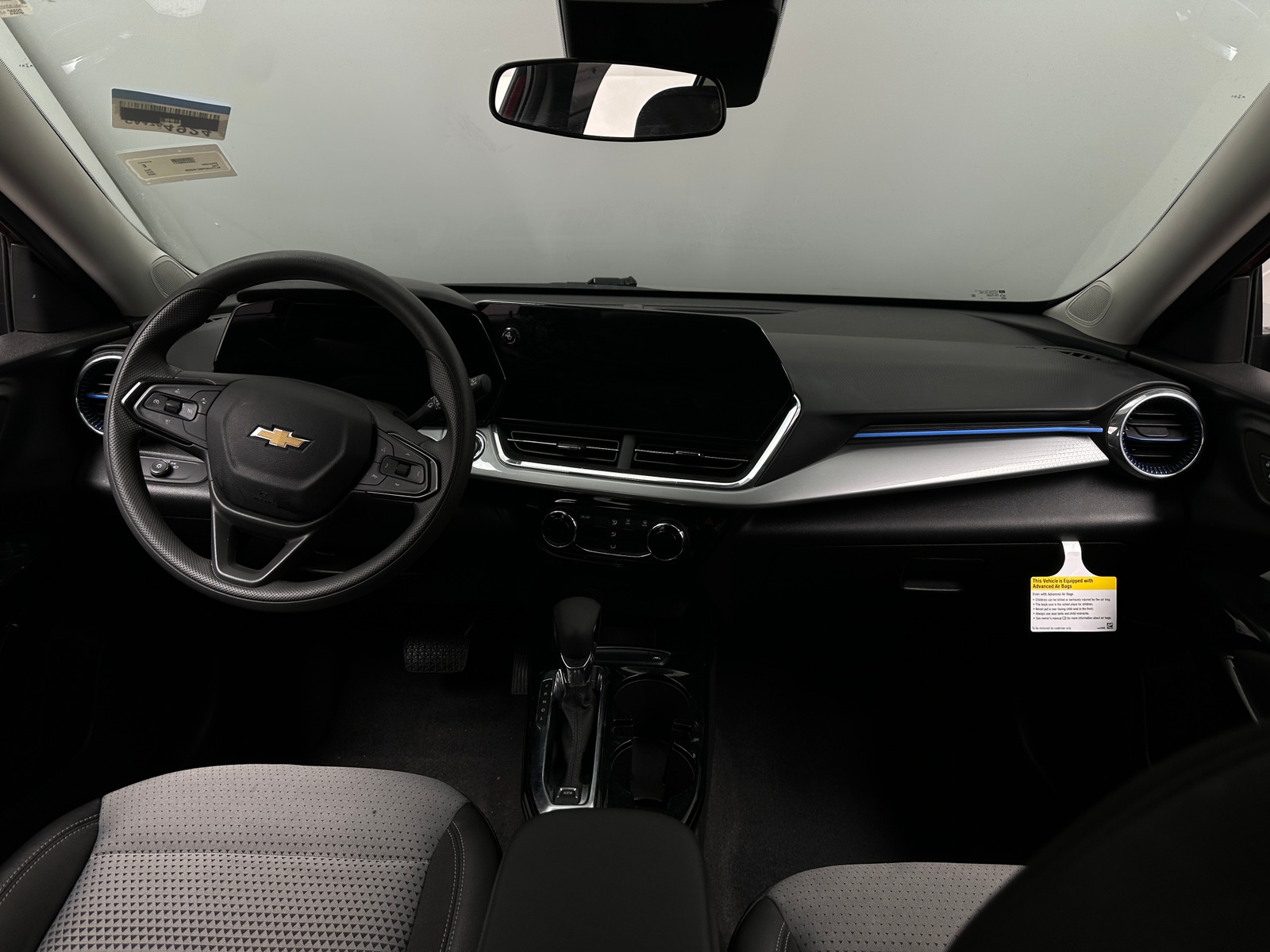 Thumbnail: 2025 Chevrolet Trax - 3