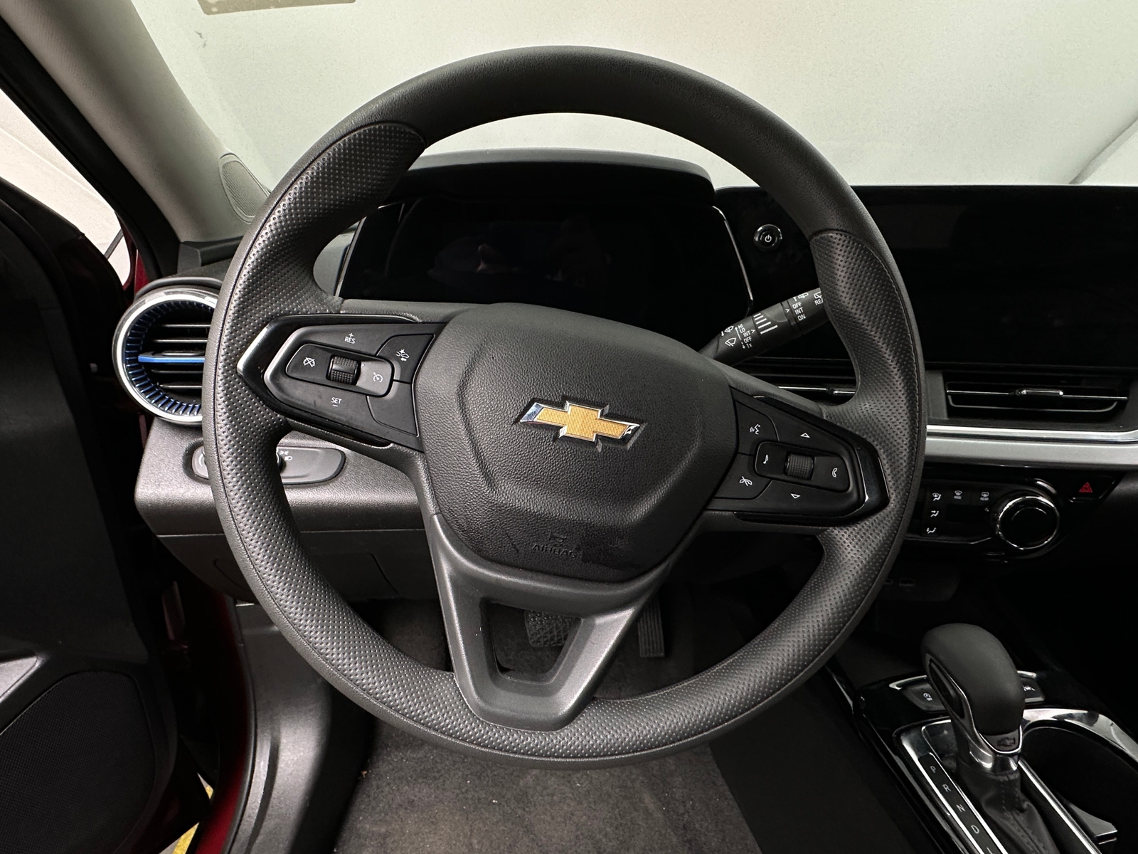 Thumbnail: 2025 Chevrolet Trax - 5