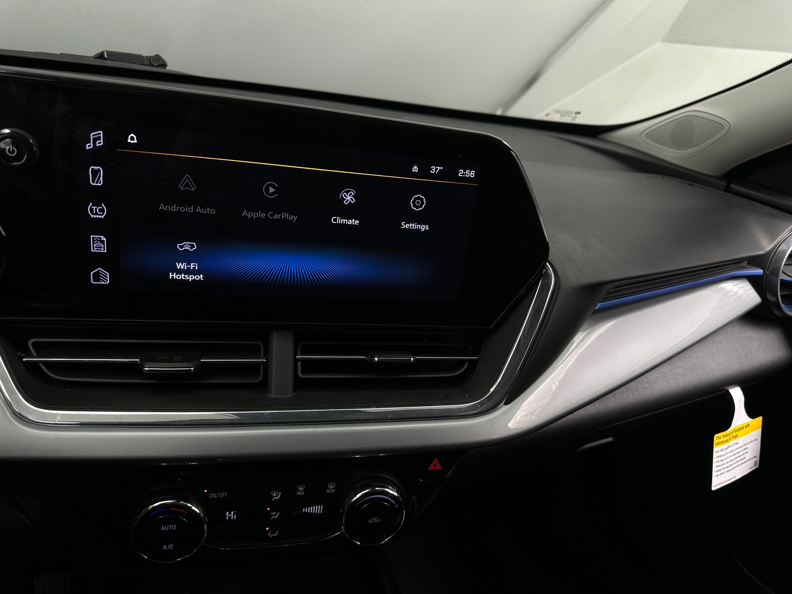 Thumbnail: 2025 Chevrolet Trax - 4