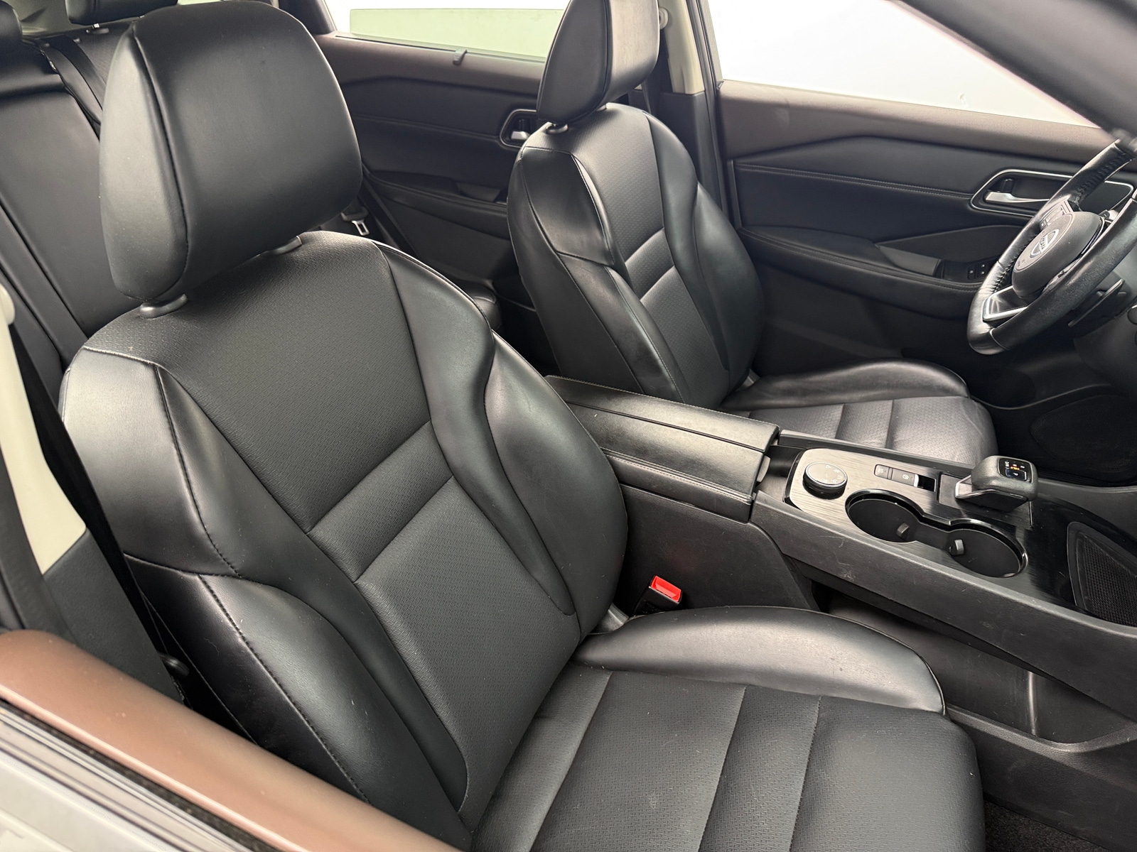 Thumbnail: 2021 Nissan Rogue - 2