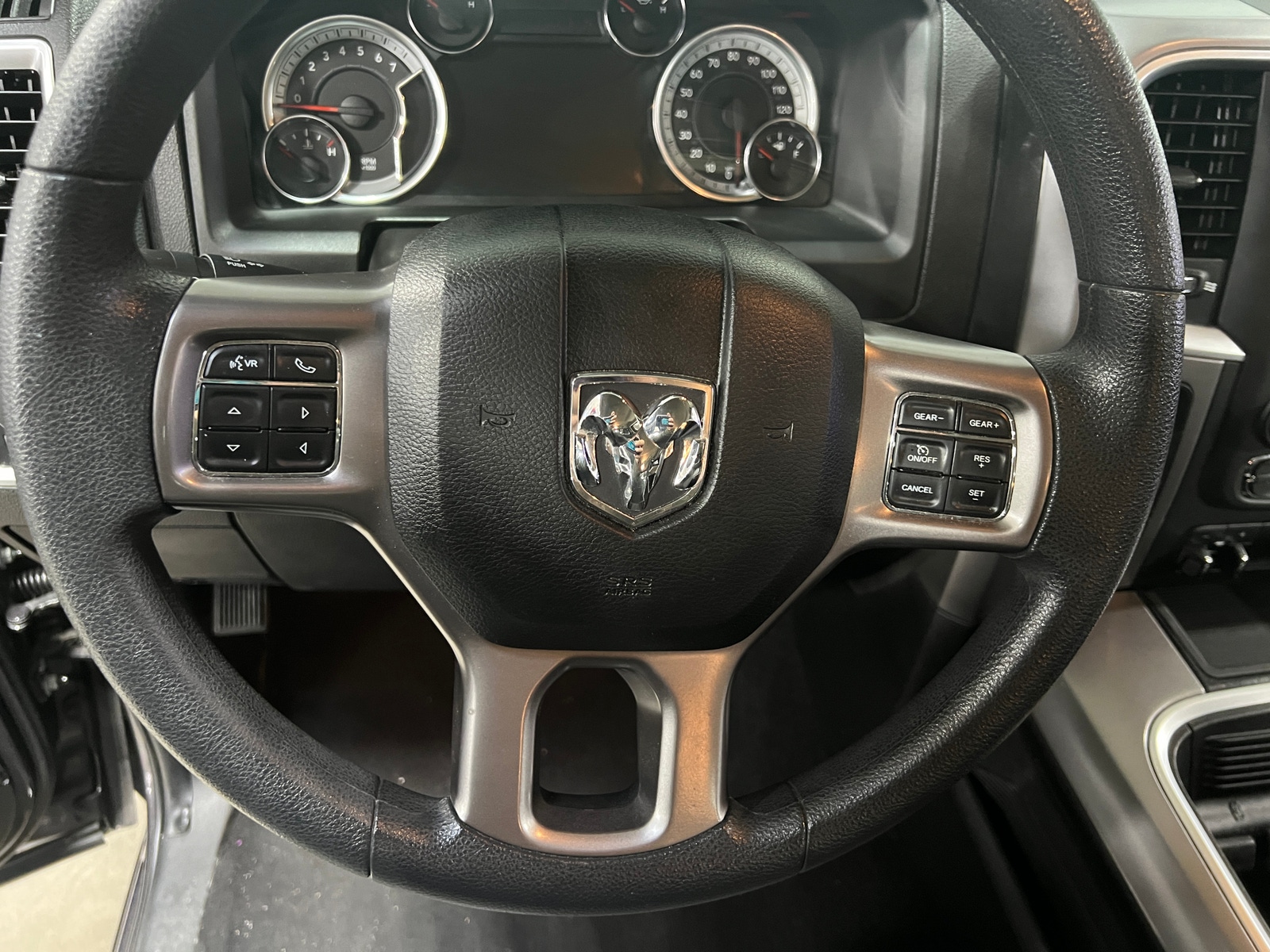 Thumbnail: 2023 RAM 1500 Classic - 5