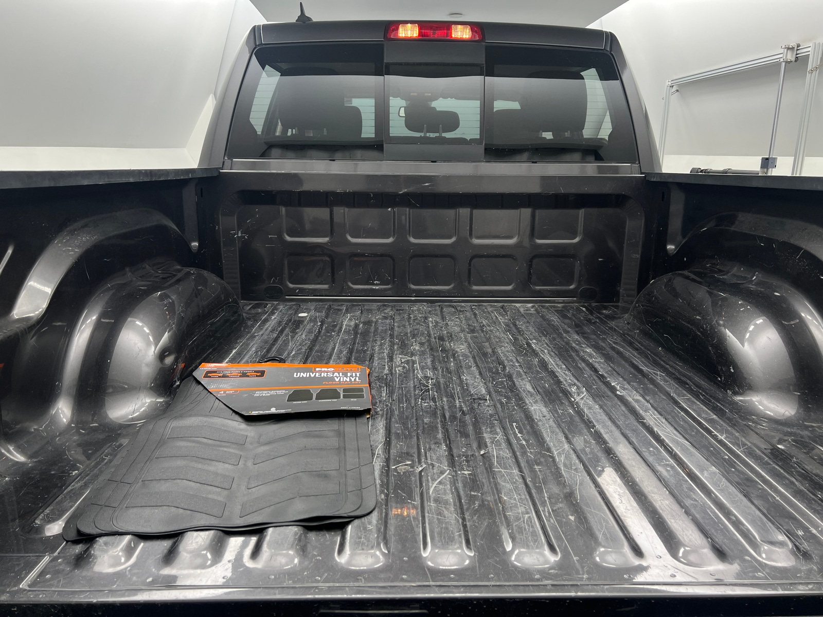 Thumbnail: 2023 RAM 1500 Classic - 7