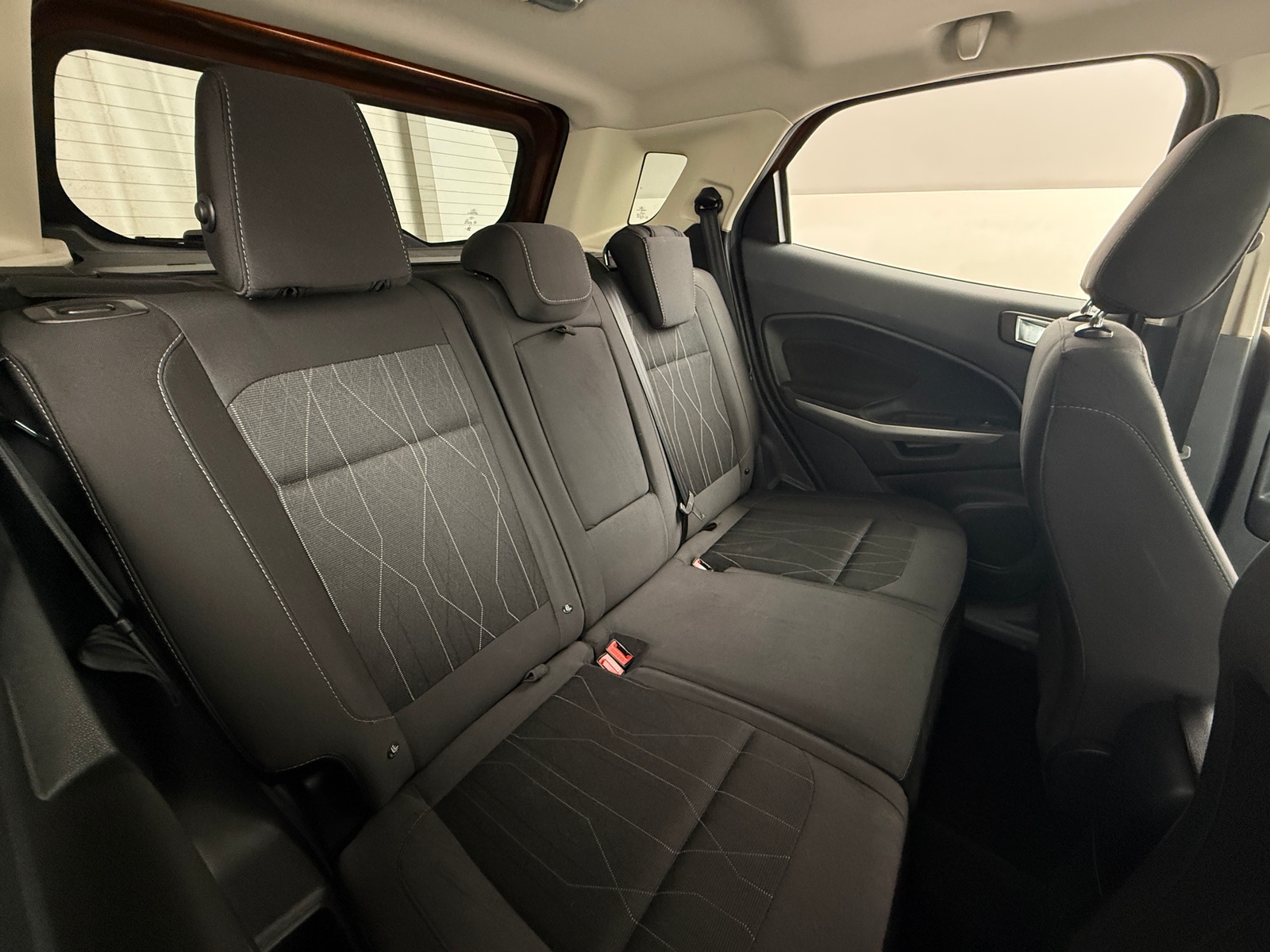 Thumbnail: 2018 Ford EcoSport - 6