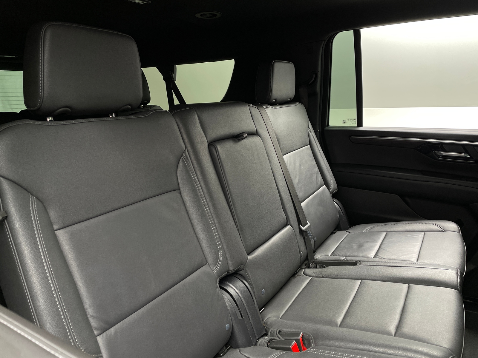 Thumbnail: 2025 Chevrolet Suburban - 5