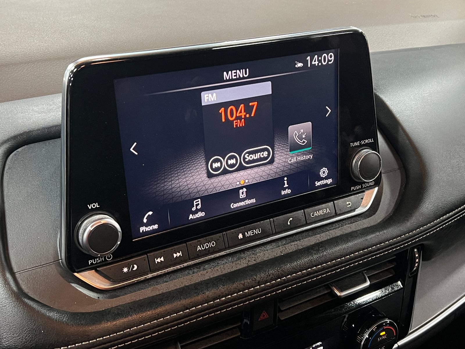 Thumbnail: 2021 Nissan Rogue - 4