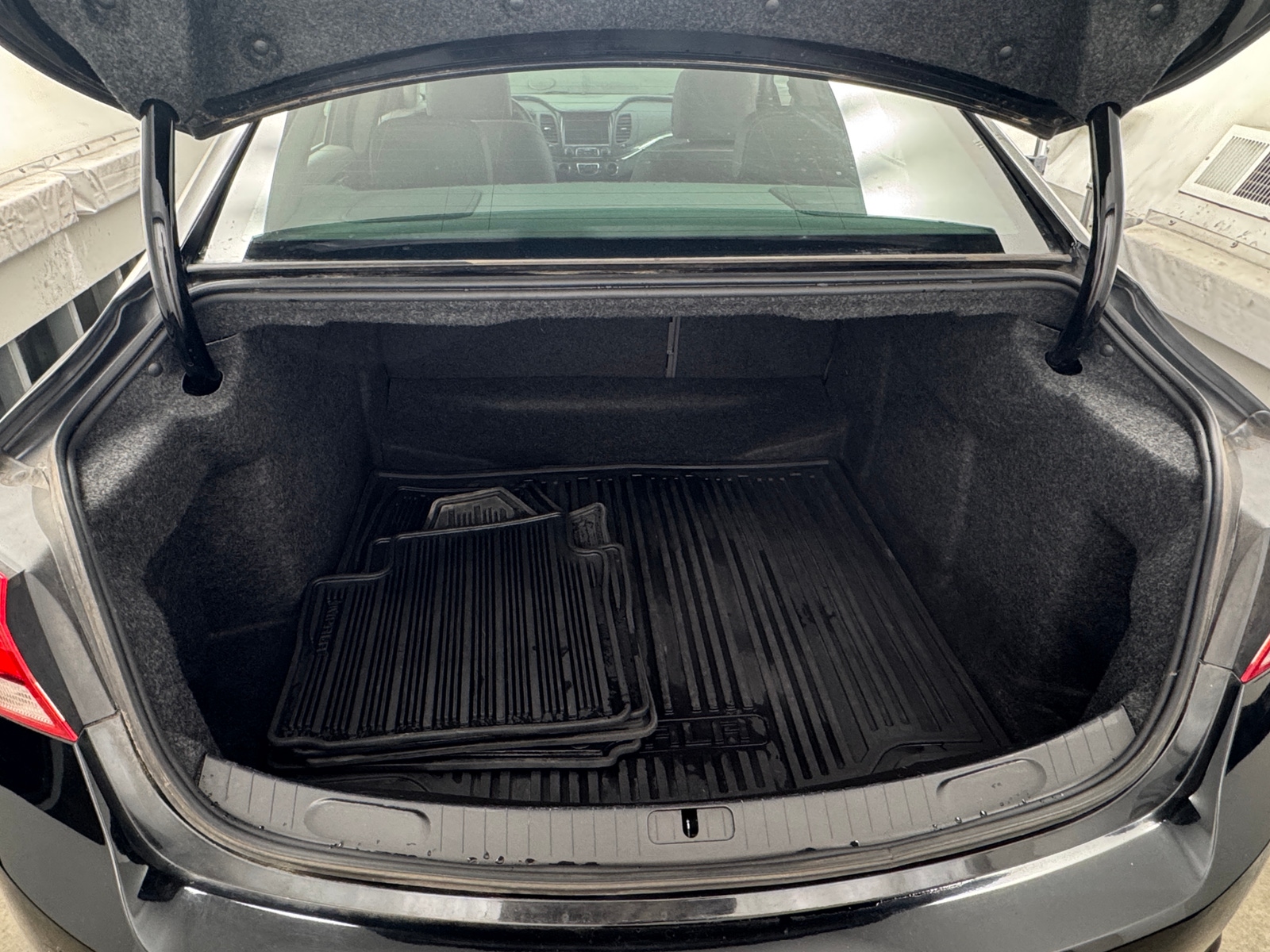 Thumbnail: 2017 Chevrolet Impala - 6