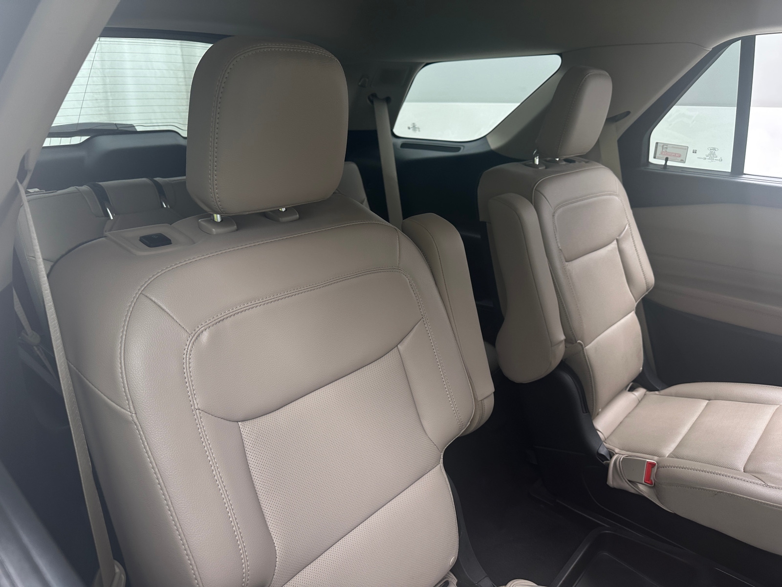 Thumbnail: 2021 Ford Explorer - 5