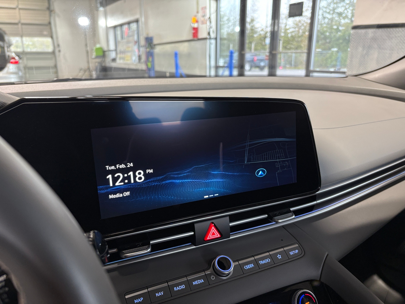 Thumbnail: 2025 Hyundai Elantra - 4