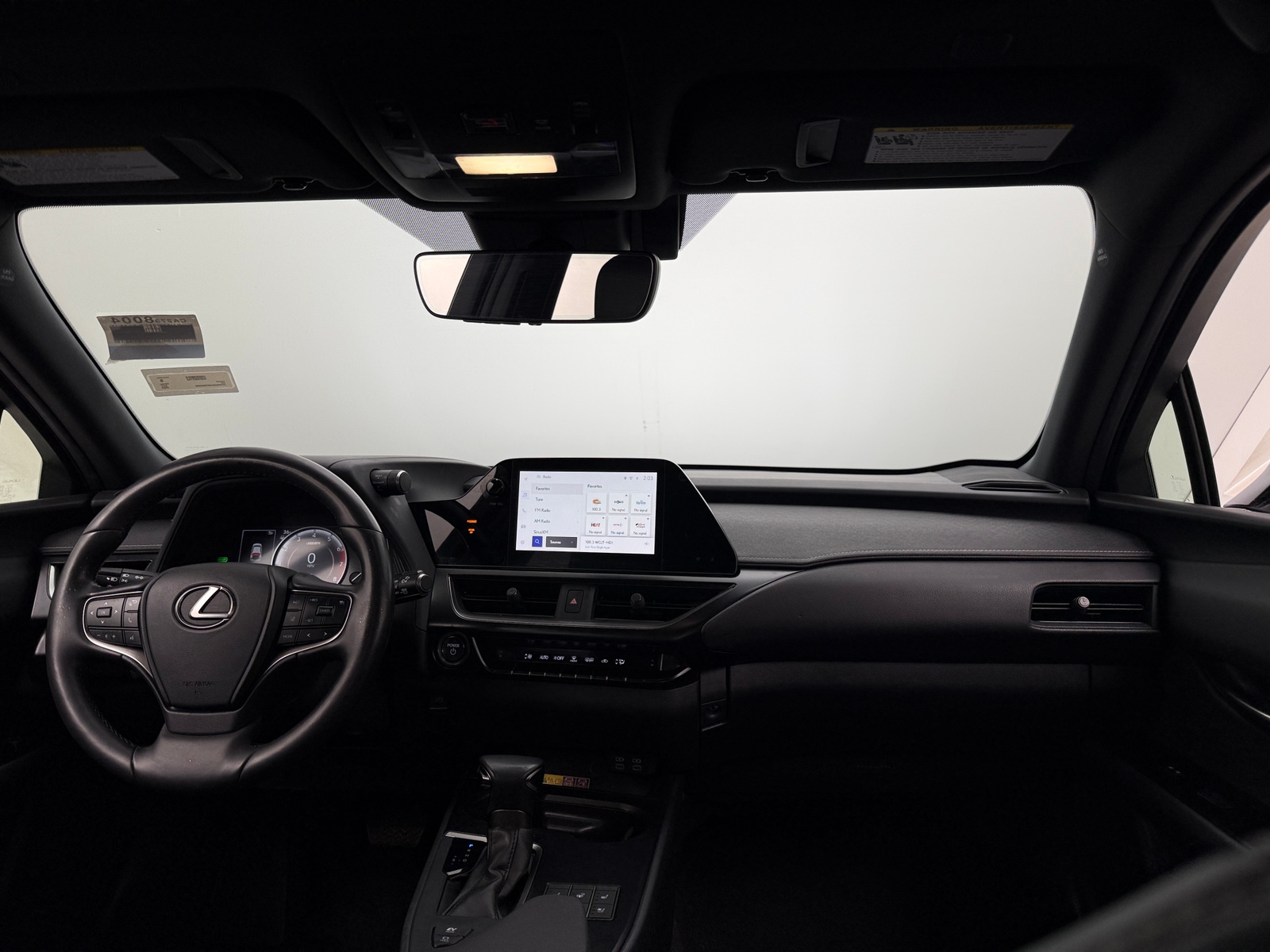 Thumbnail: 2023 Lexus UX - 2