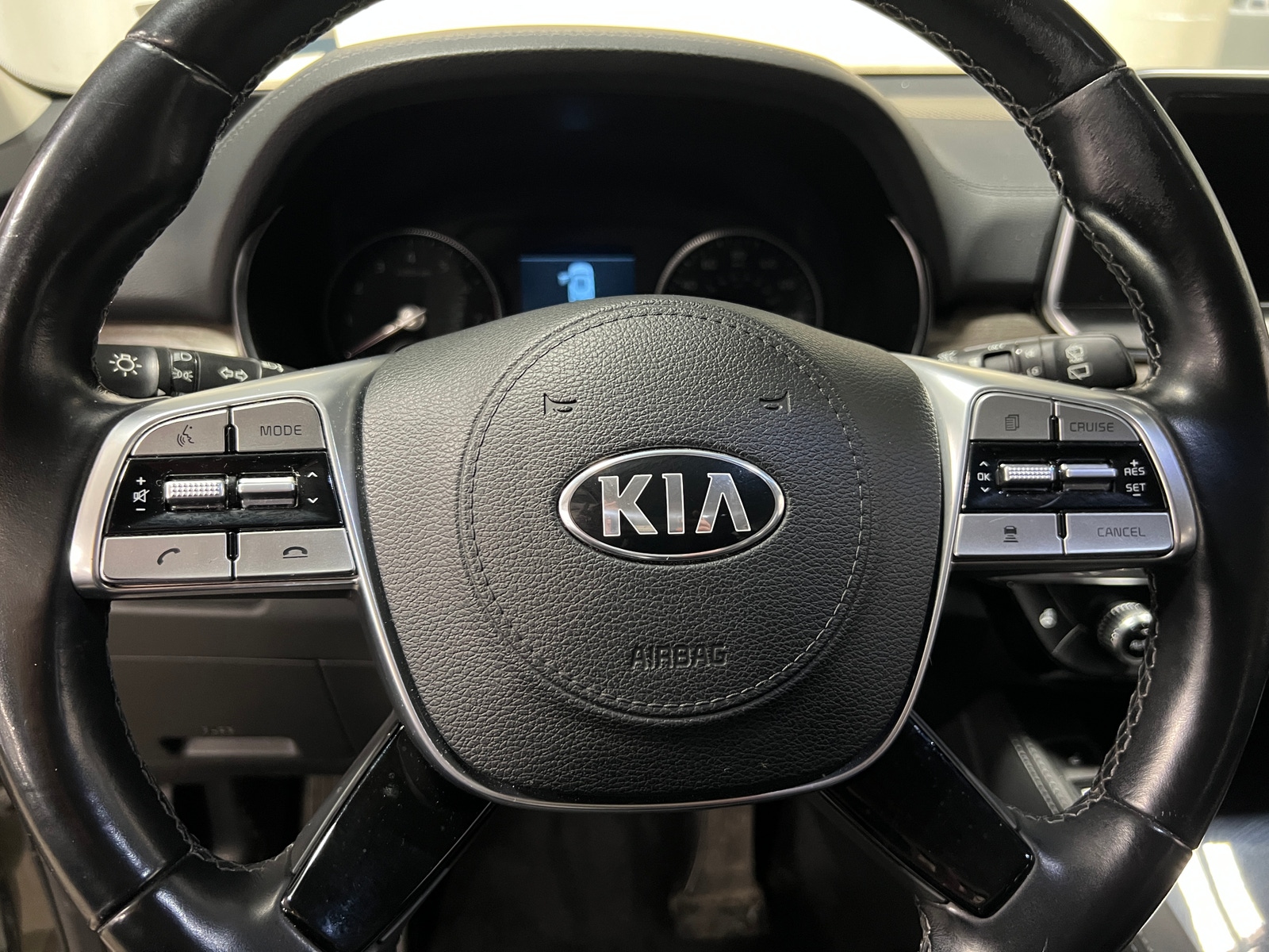 Thumbnail: 2021 Kia Telluride - 4