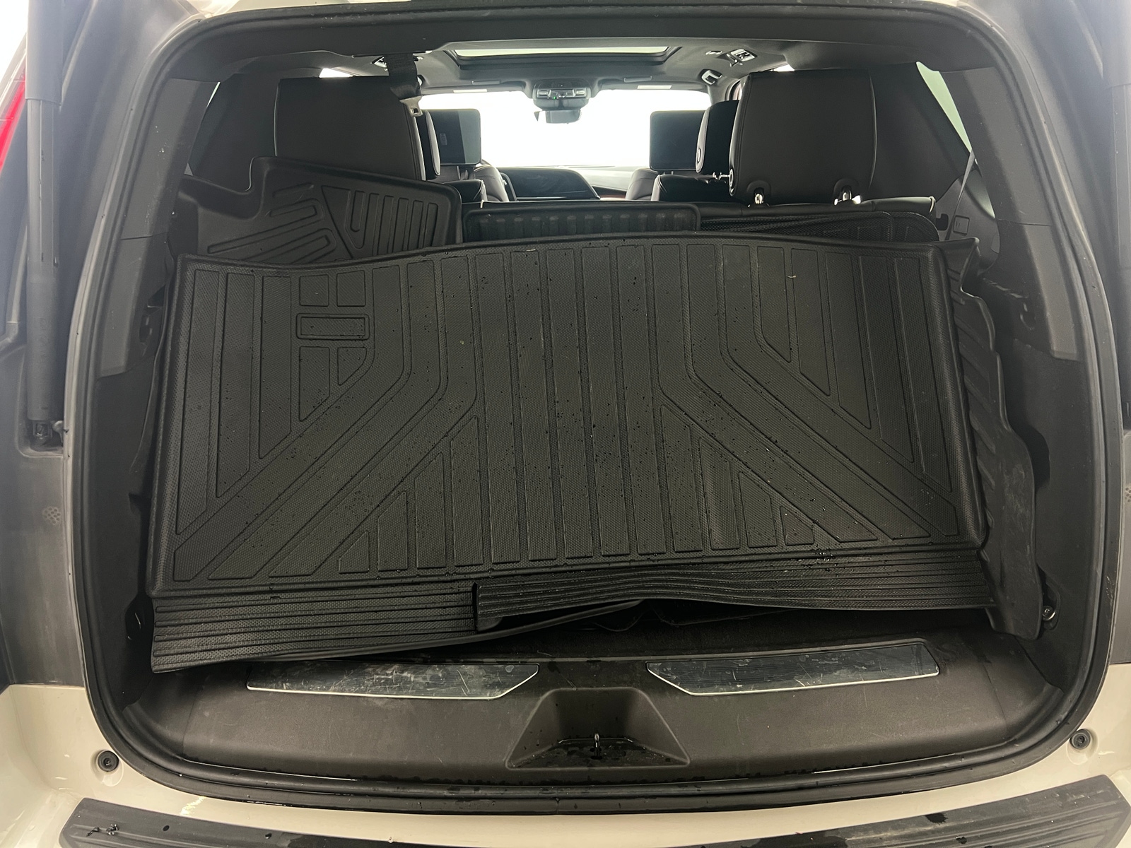 Thumbnail: 2021 Cadillac Escalade - 6