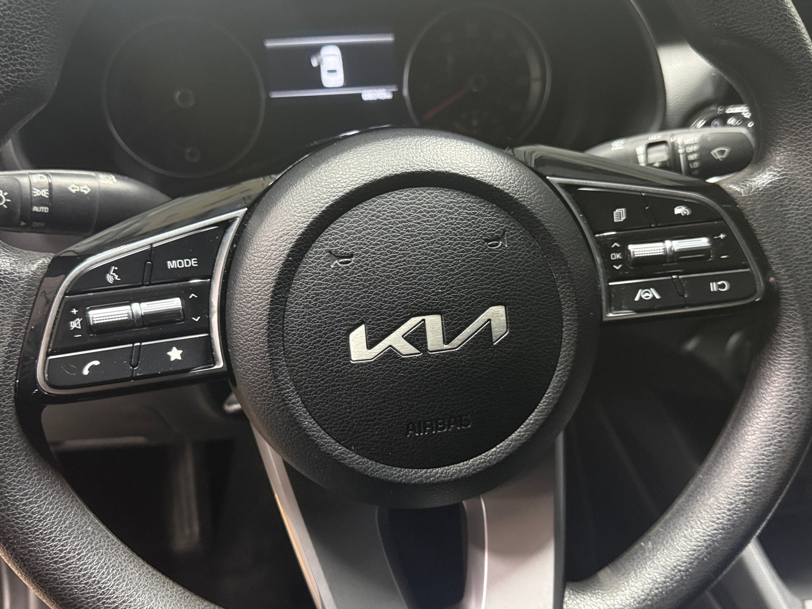 Thumbnail: 2024 Kia Forte - 5