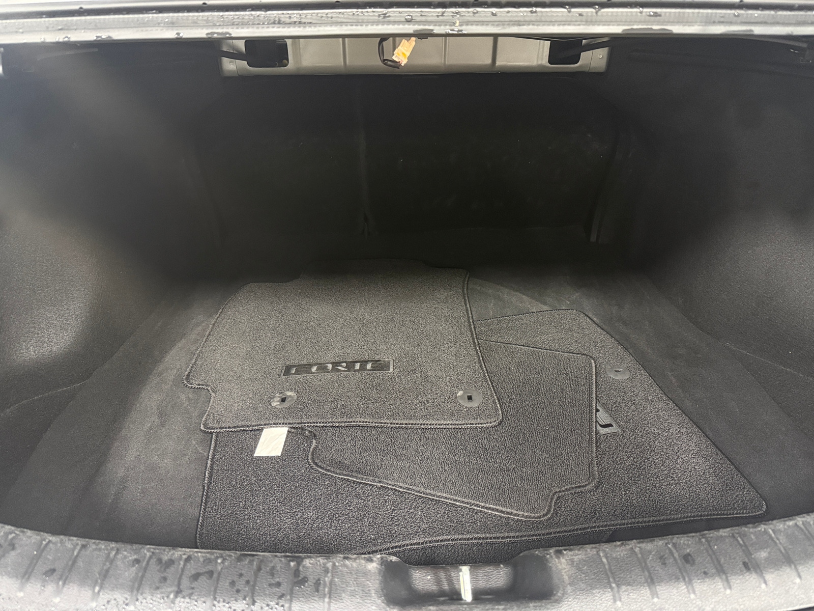 Thumbnail: 2024 Kia Forte - 7