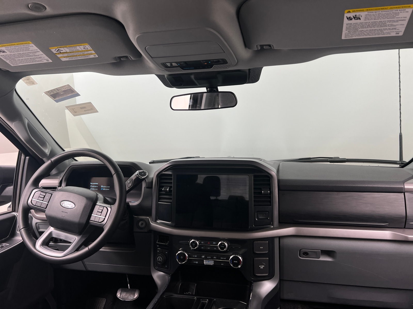 Thumbnail: 2025 Ford Econoline - 3